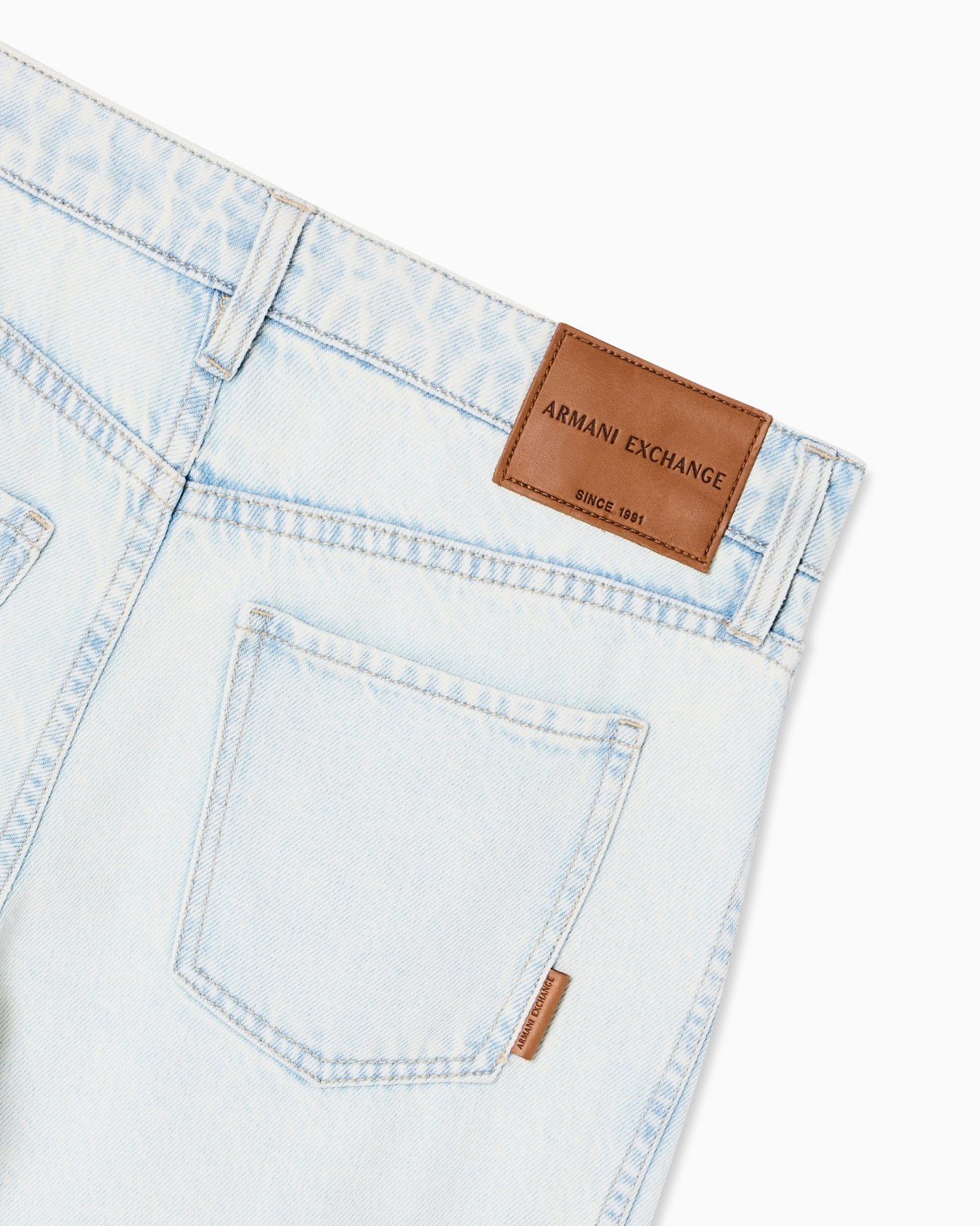 Relaxed cotton jeans Slide 3