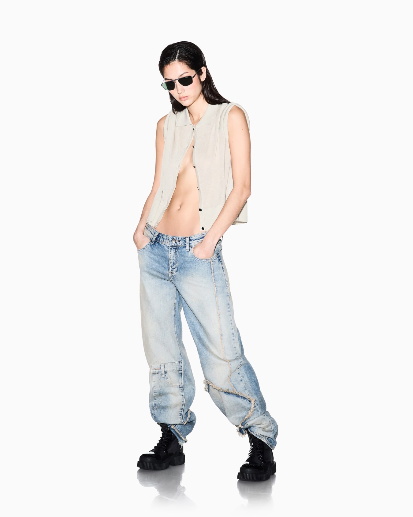 Short-sleeved linen blend cardigan Slide 1