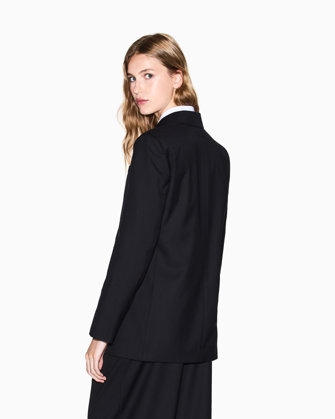 Zweireihige Jacke aus ASV-Stoff Folie 2