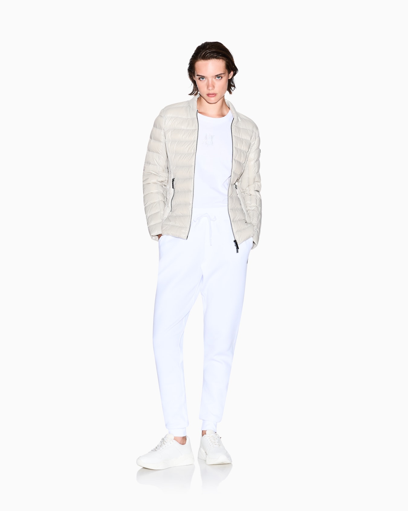  Packbare, gesteppte Daunenjacke Folie 1