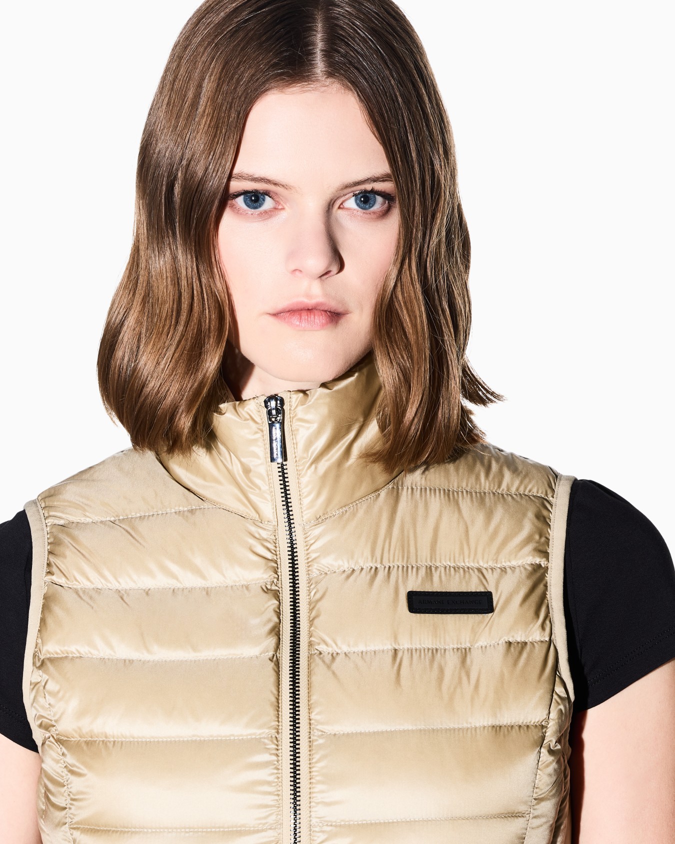 Slim-fit down vest in lightweight nylon Slide 6