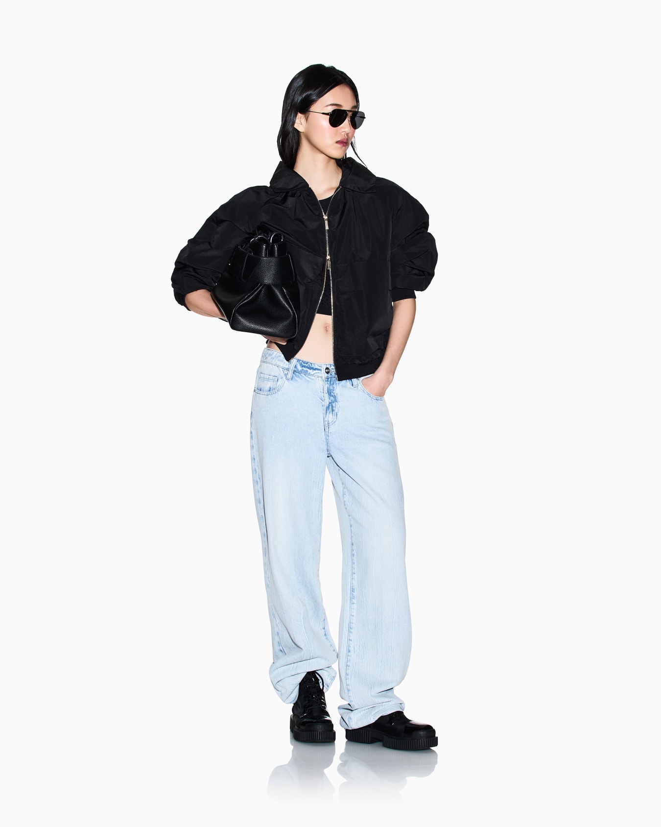 ビッグポケット フーデッドブルゾンジャケット スライドする 1