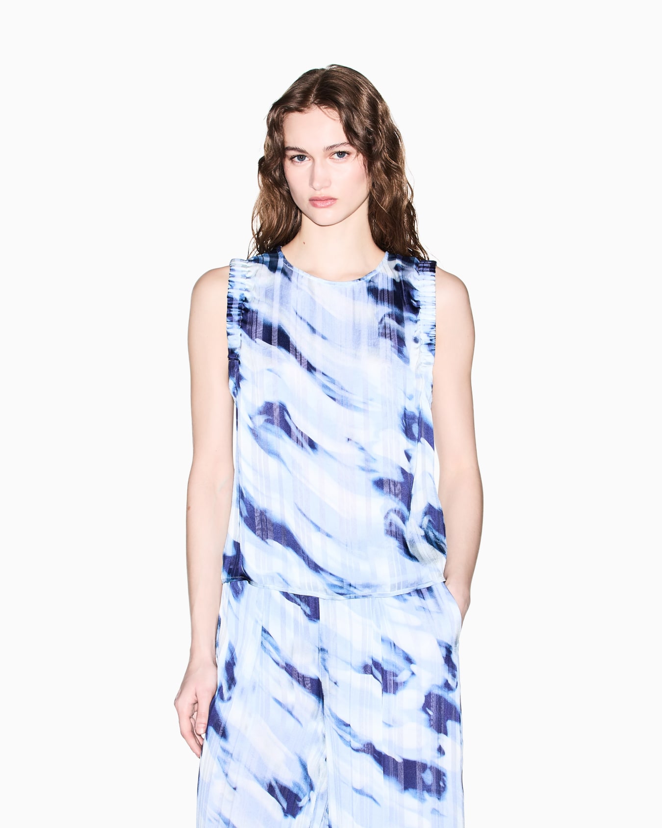 Lightweight Georgette Top with Printed Stripes Slide 3