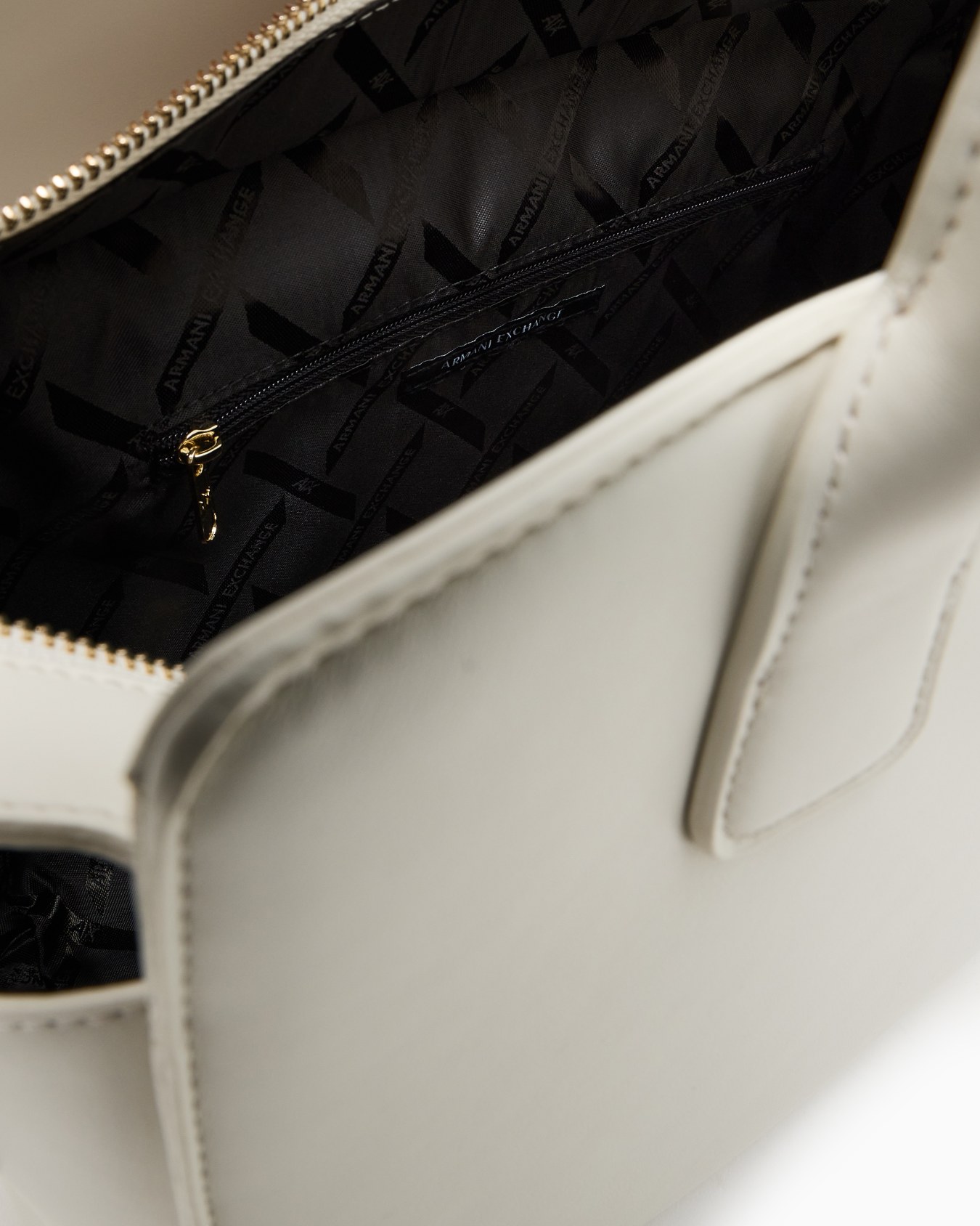 AXロゴ トラペゾイドハンドバッグ スライドする 3