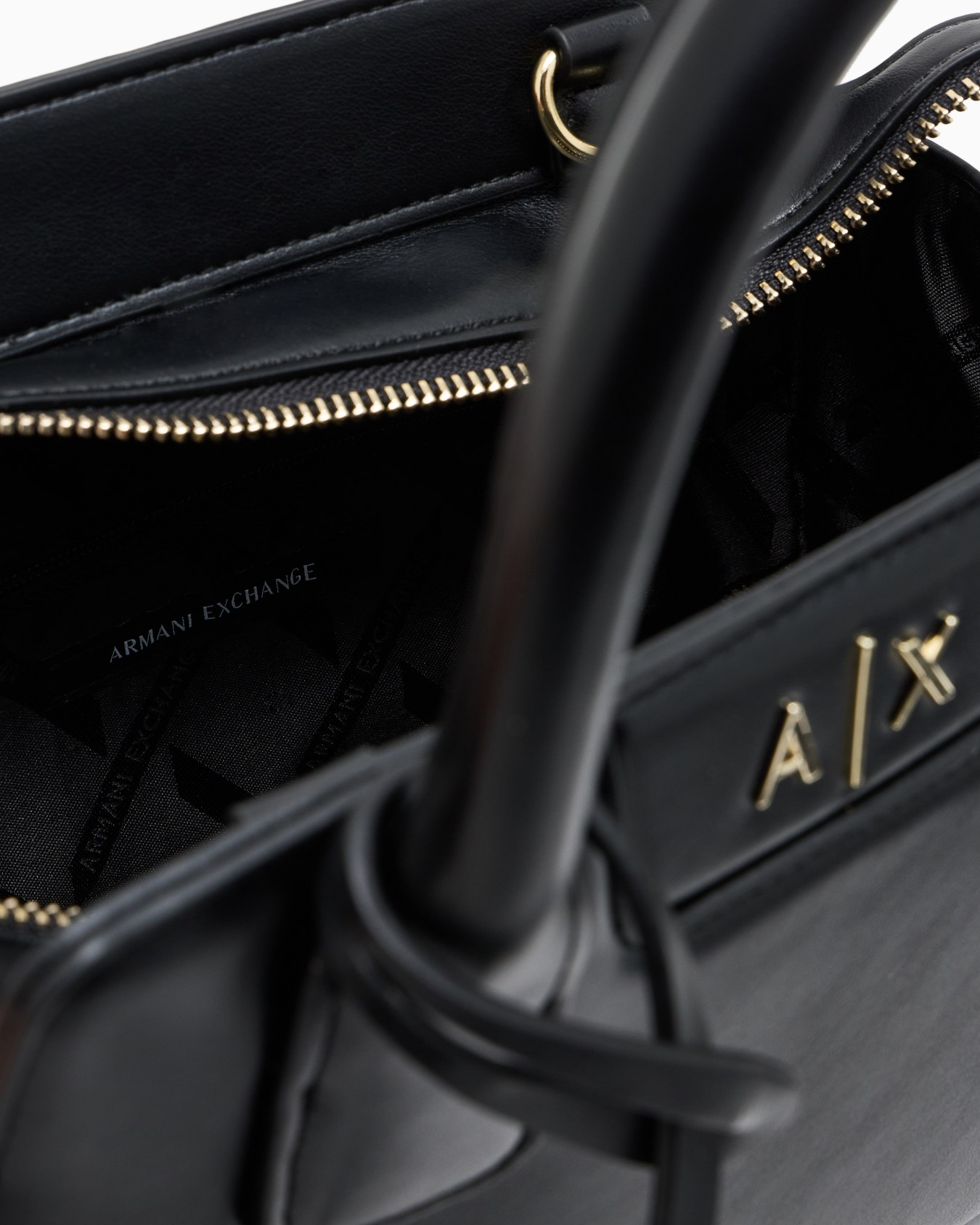 Top handles in tessuto tecnico Slide 3