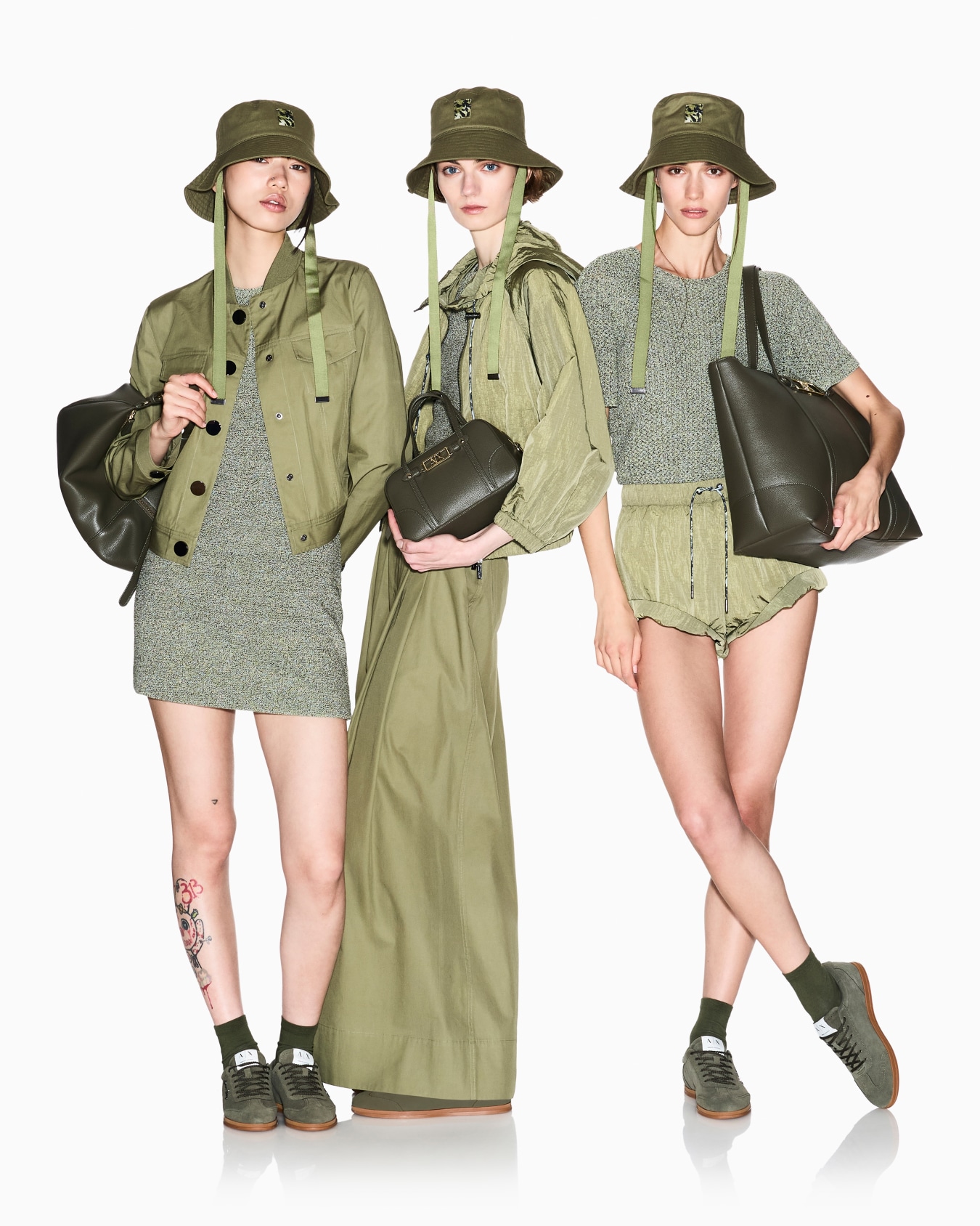 Metallic Short Dress Diapositiva 2