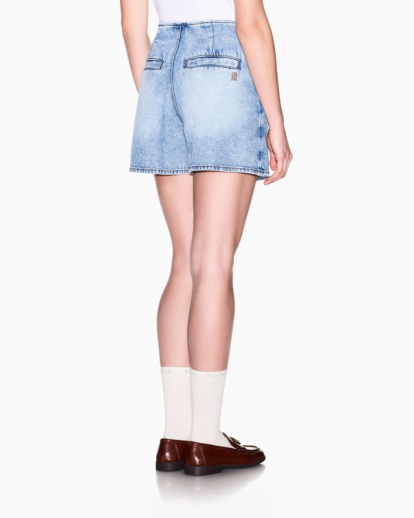Shorts in Denim Lyocell  Slide 5