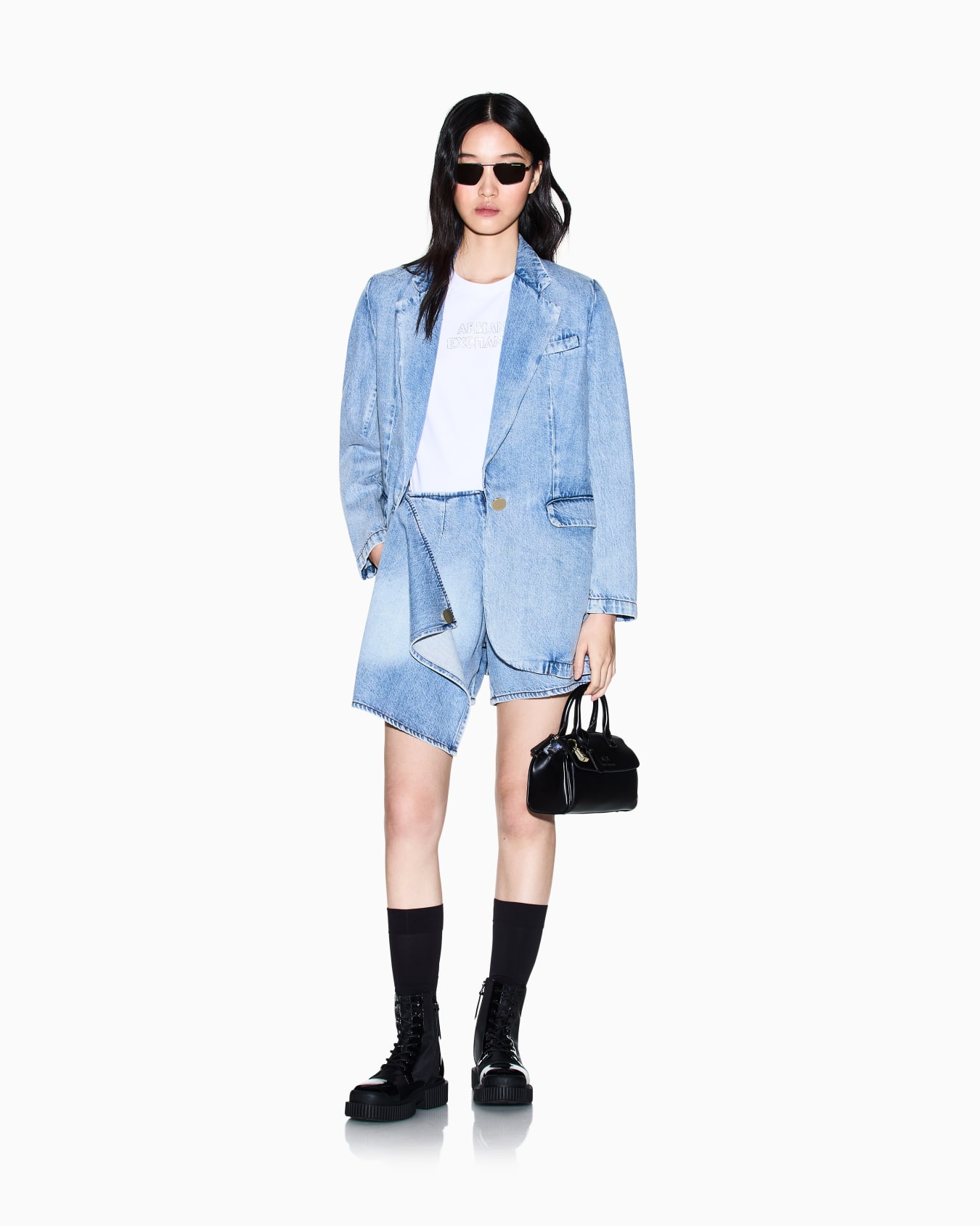 ライトブルーデニム ラップショーツ スライドする 1