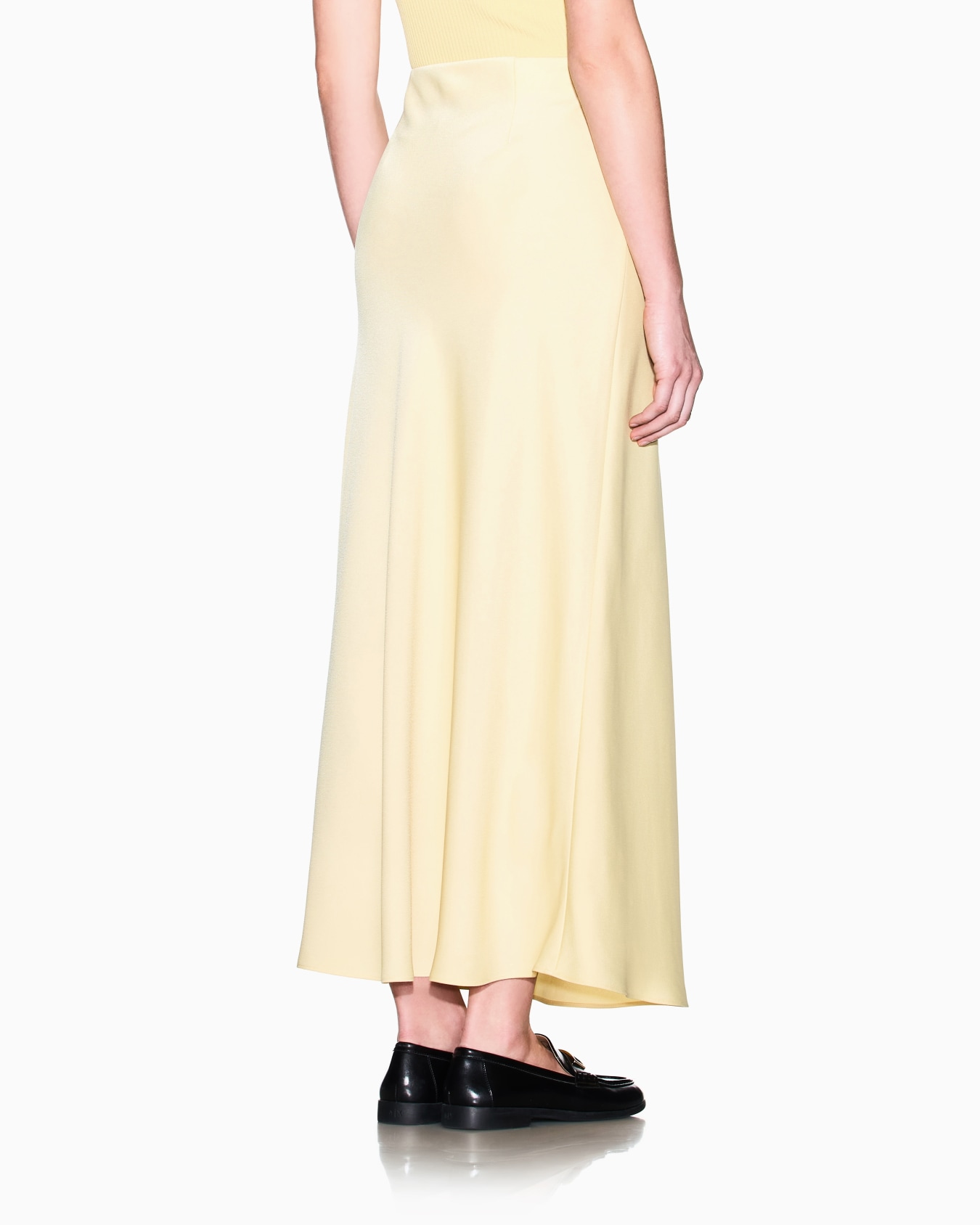 Gonna Lunga Fluida in Crepe Satin Riciclato Slide 5