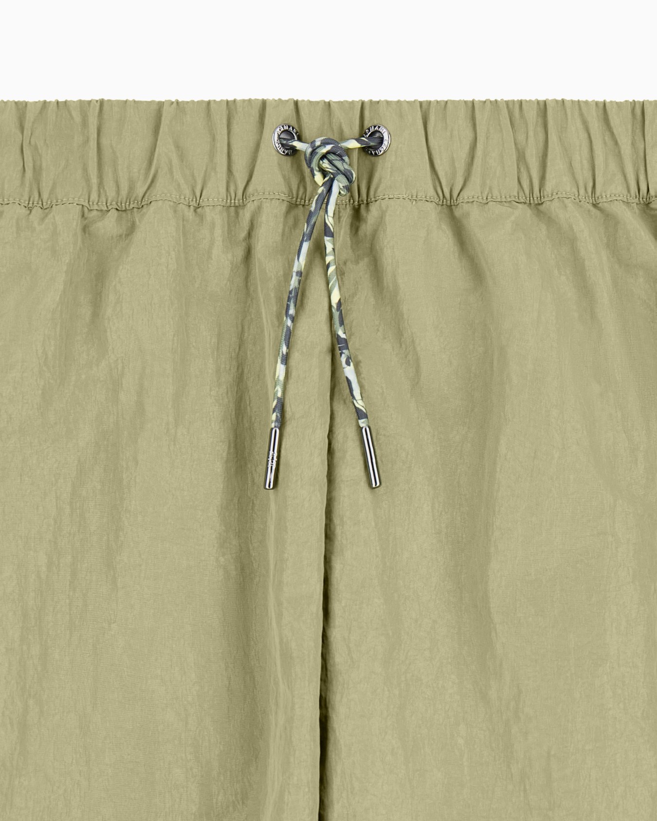 Shorts in Nylon shiny Slide 3