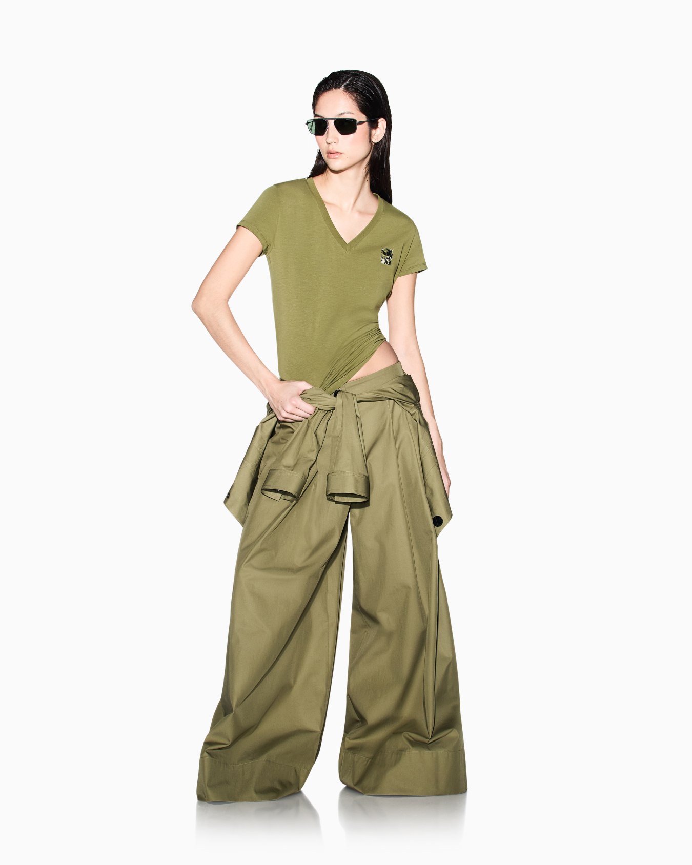 Slim Fit T-shirt in Stretch Cotton Jersey Slide 1