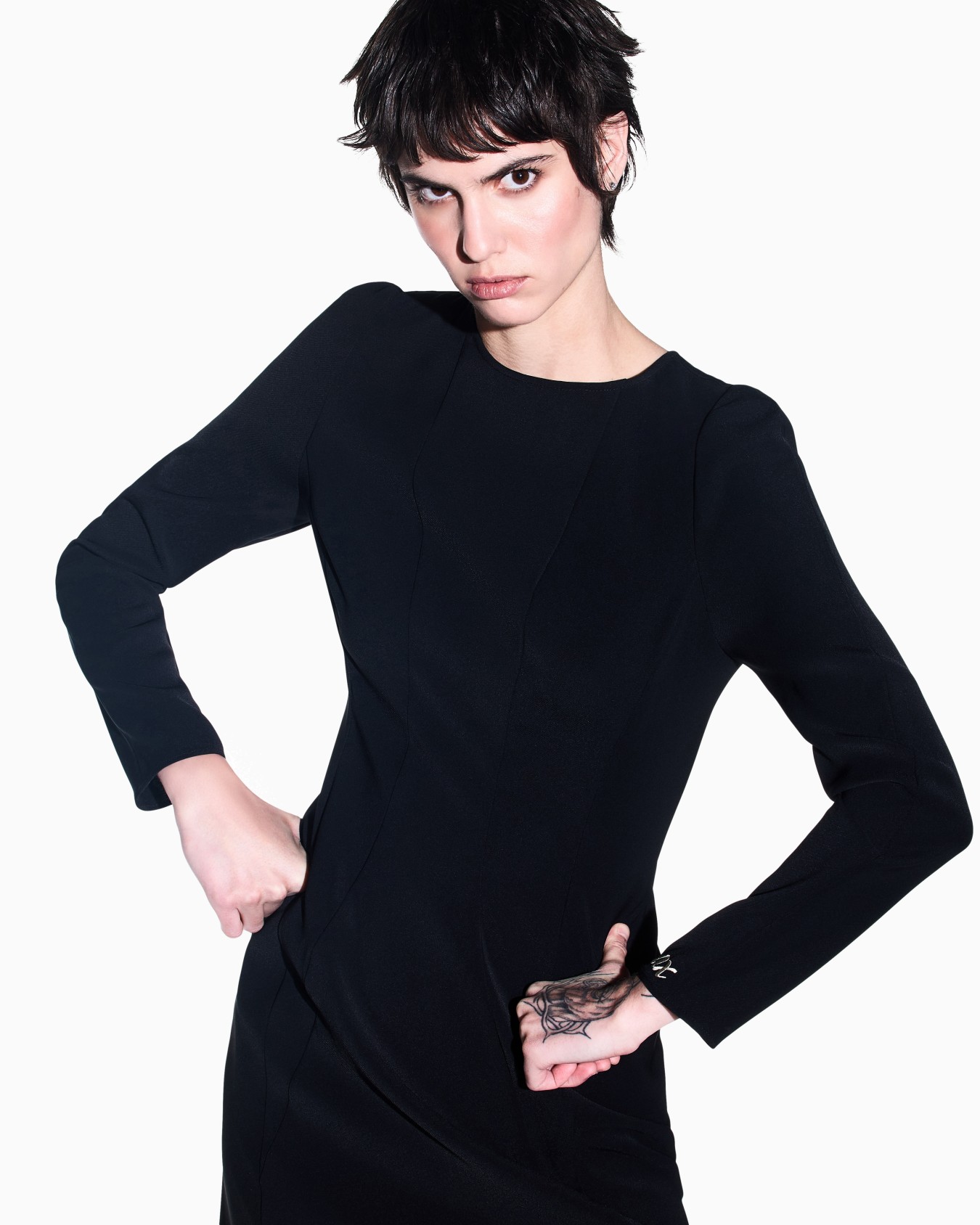 regular fit dress in recycled twill with rib details Slide 5