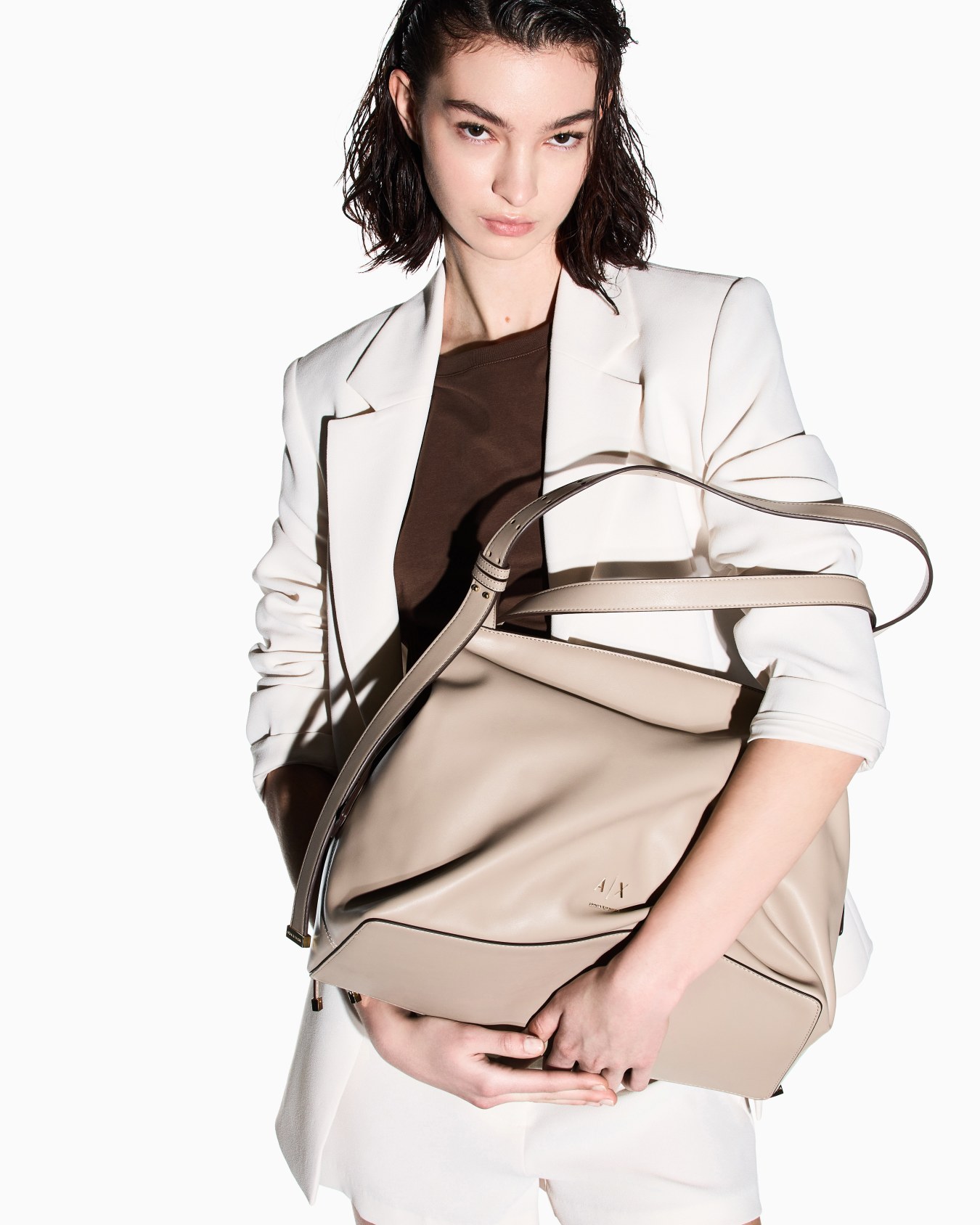 Shoulder bag in technical fabric Slide 5