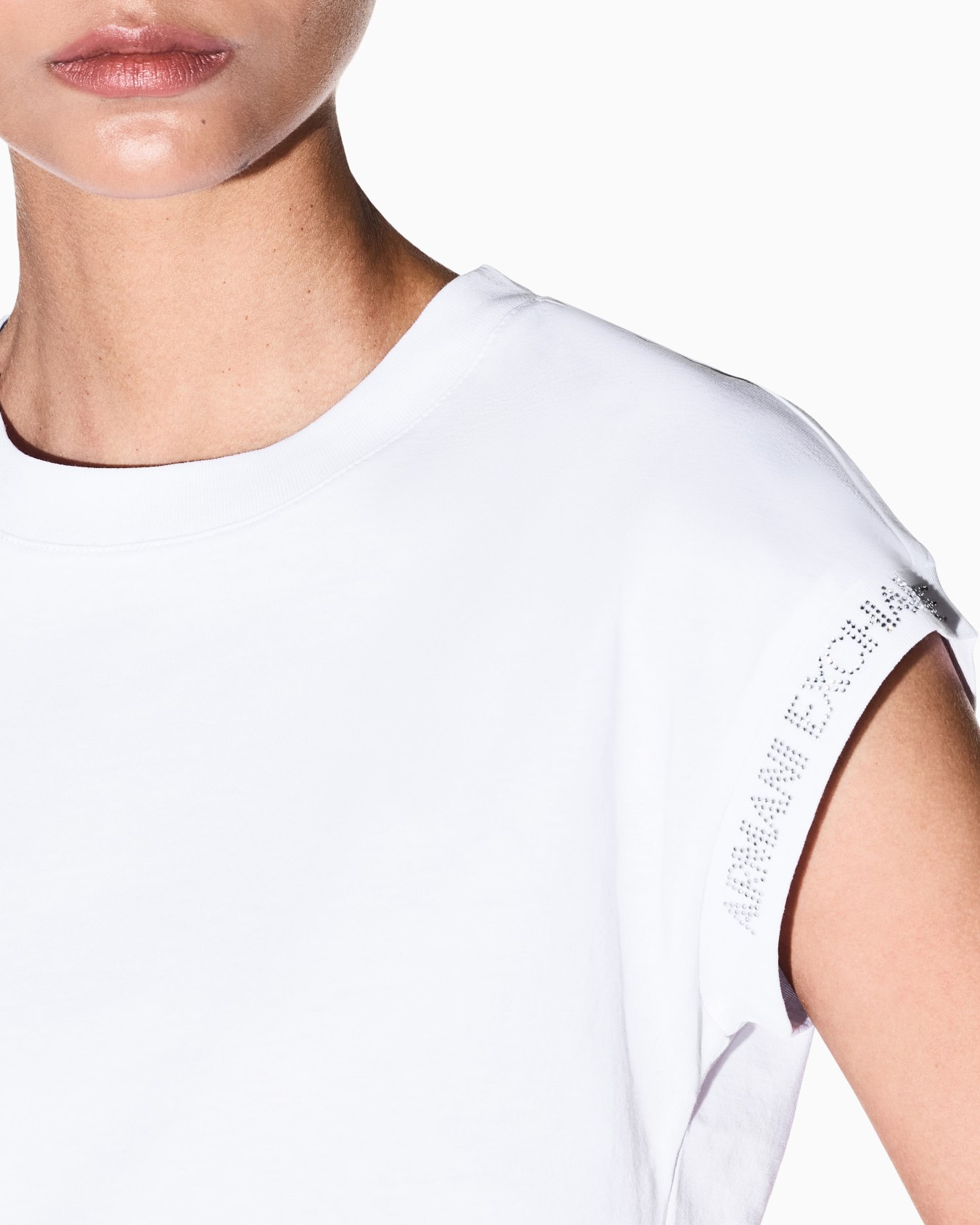 Camiseta corta de algodón orgánico con cuello redondo Diapositiva 6