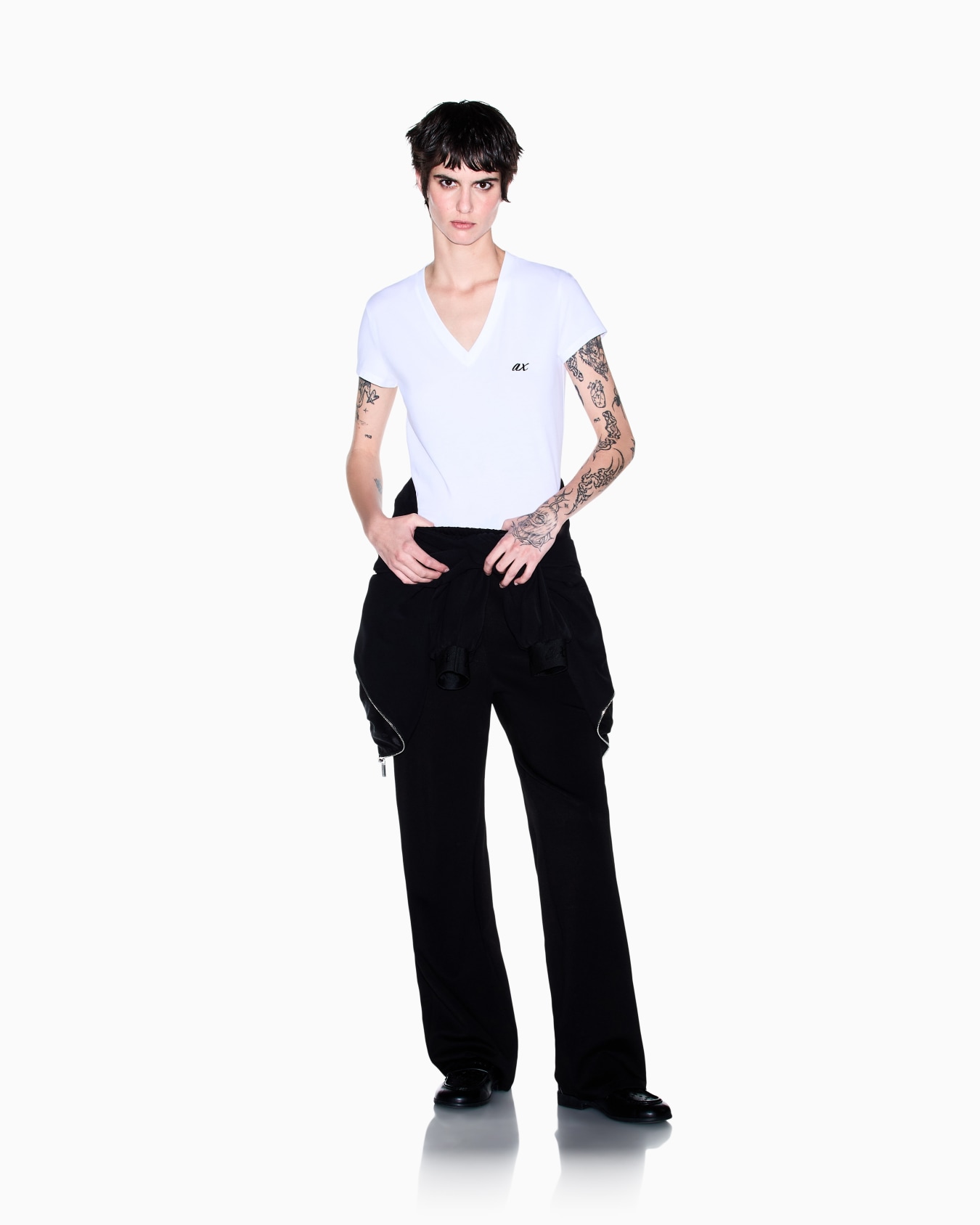 slim fit t-shirt in stretch cotton jersey Slide 1