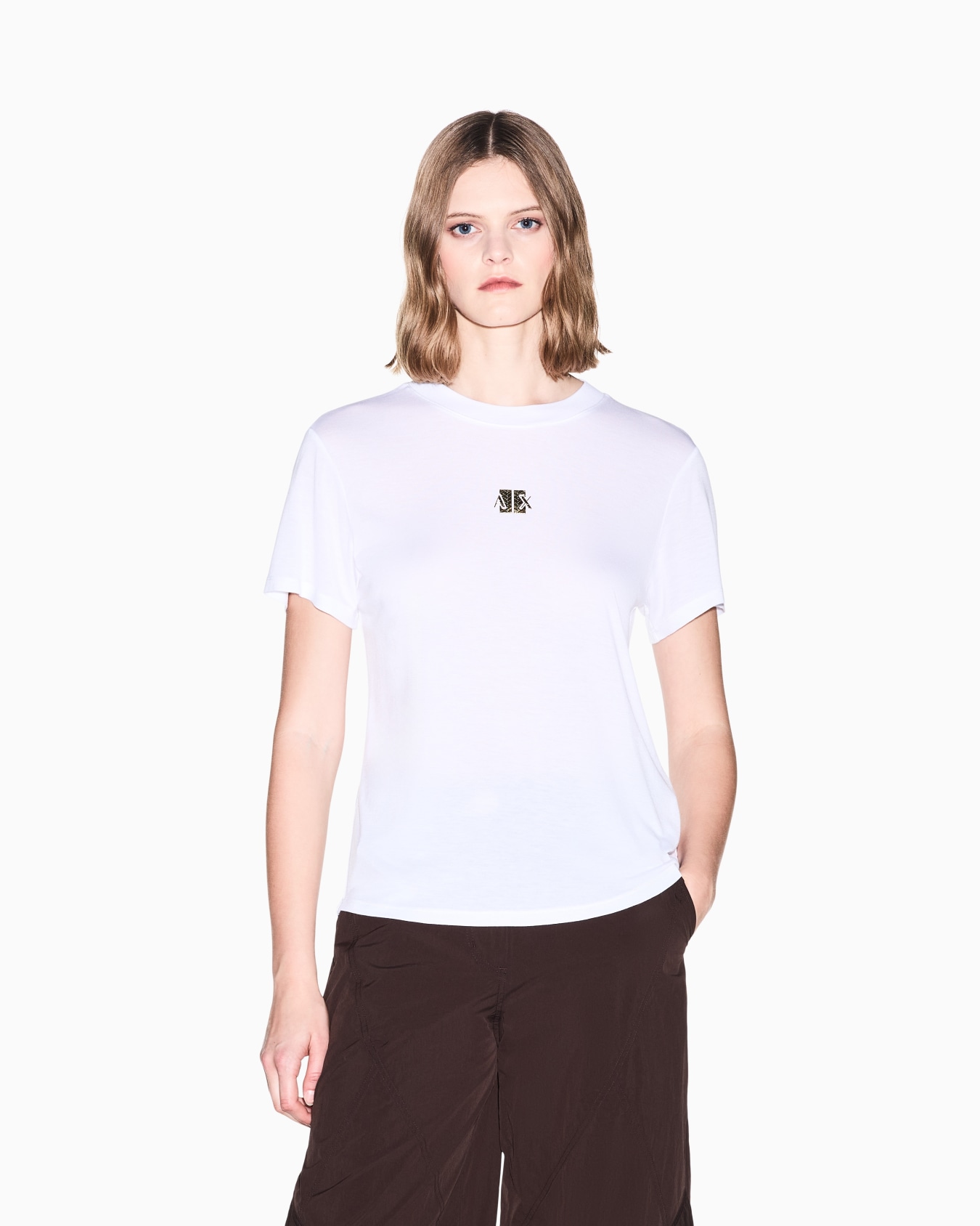 Camiseta de punto de viscosa con logotipo metálico Diapositiva 3