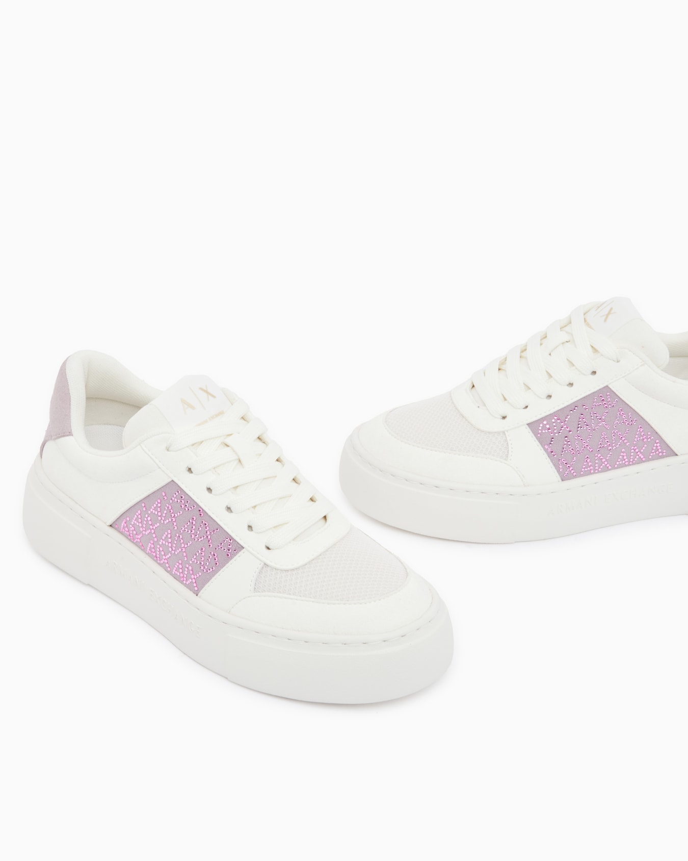 Lace-up low-top sneakers in textured mesh with a thick sole Slide 4