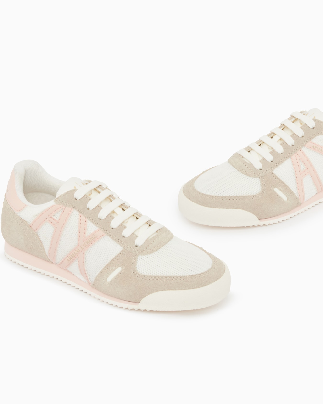 Sneakers in Suede, Mesh and Reflex Details Slide 4