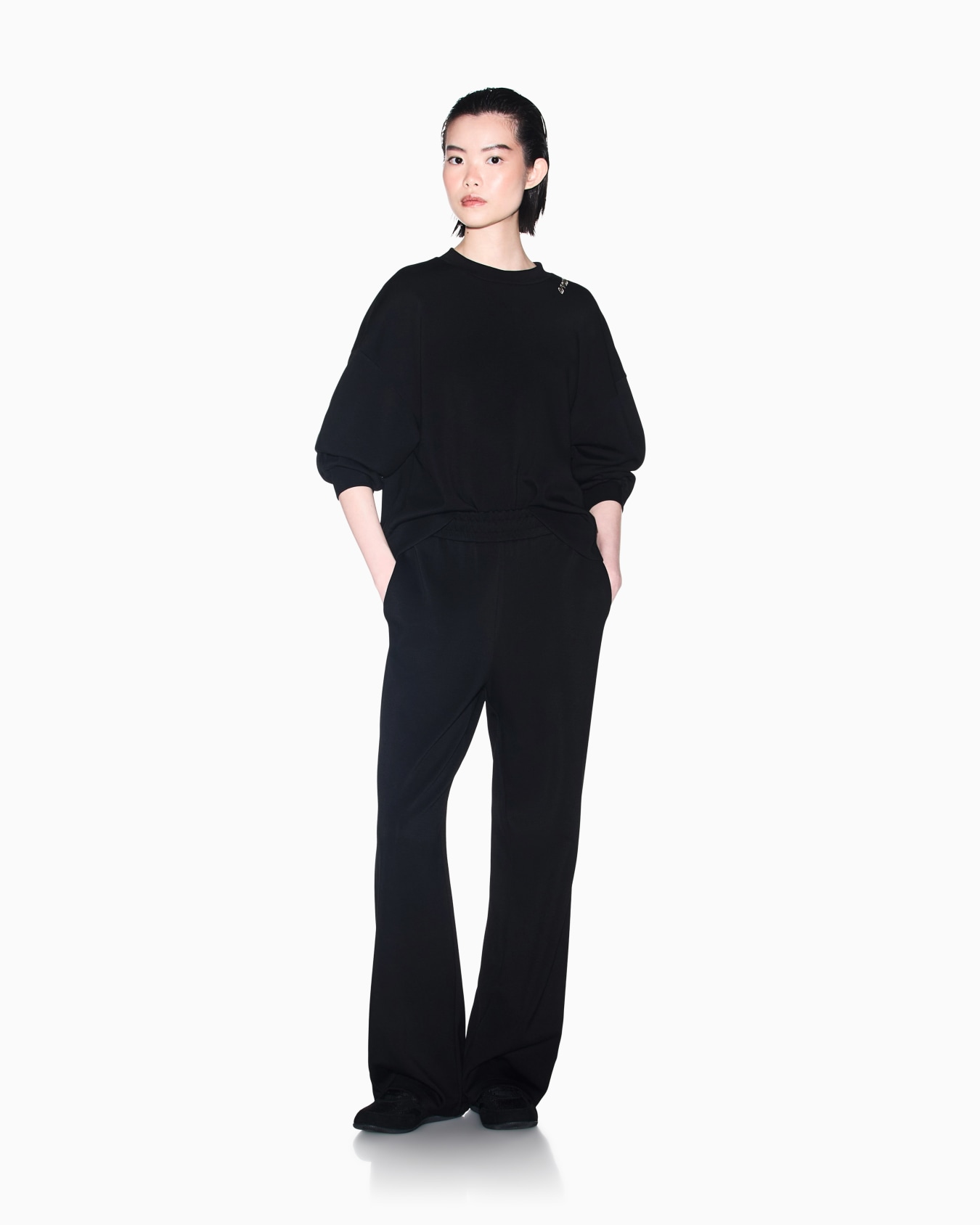 sweatshirt in stretch scuba viscose with hood Slide 1