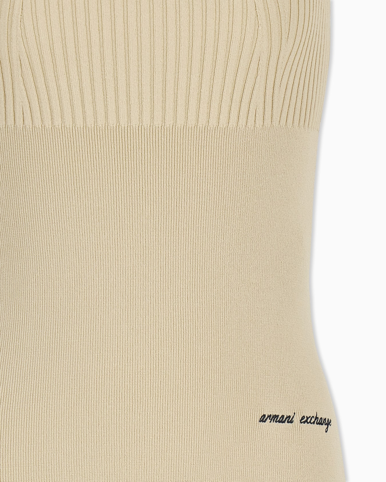 Slim-fit knit top in recycled viscose blend Slide 4