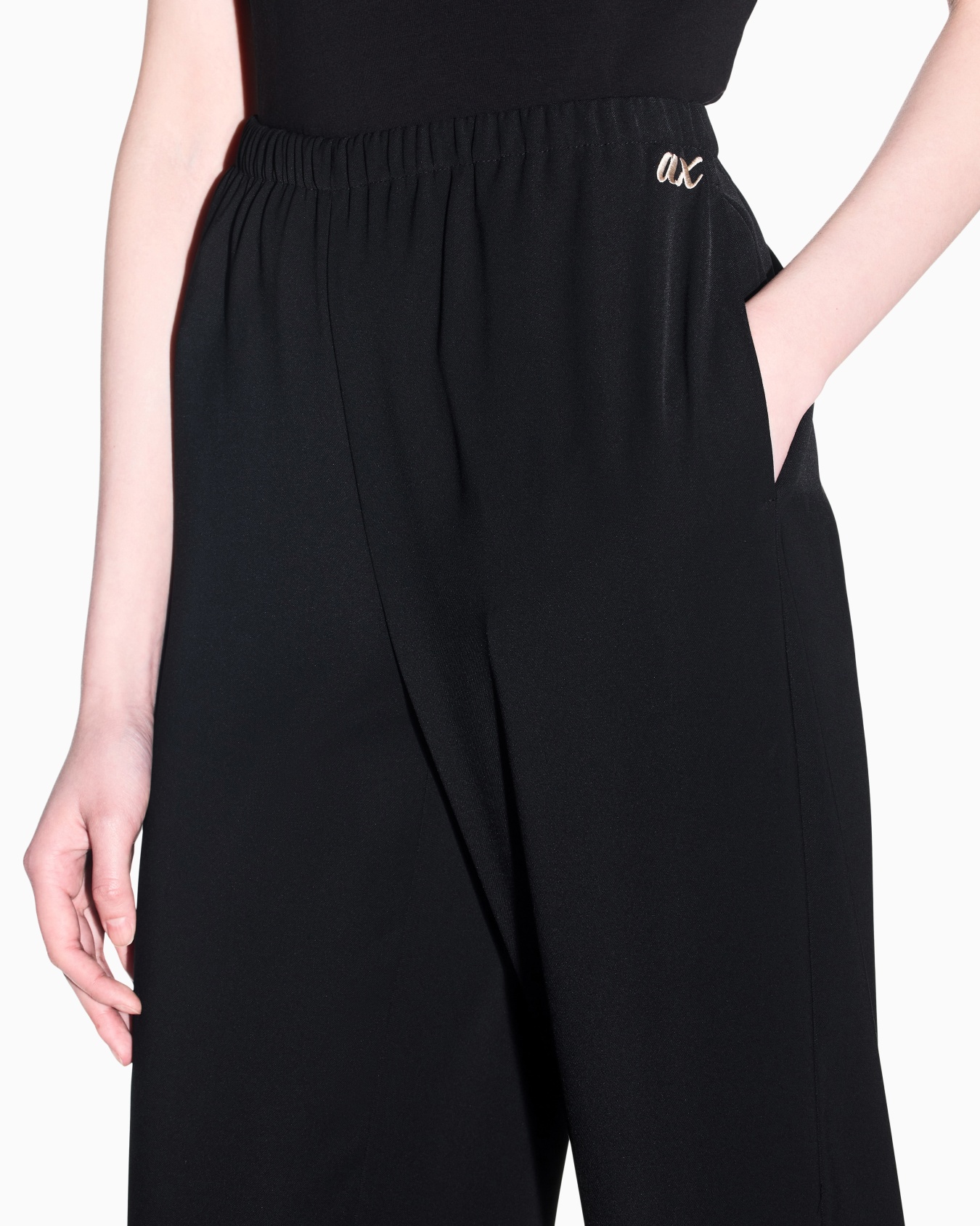 regular fit trousers recycled twill with rib details Slide 5