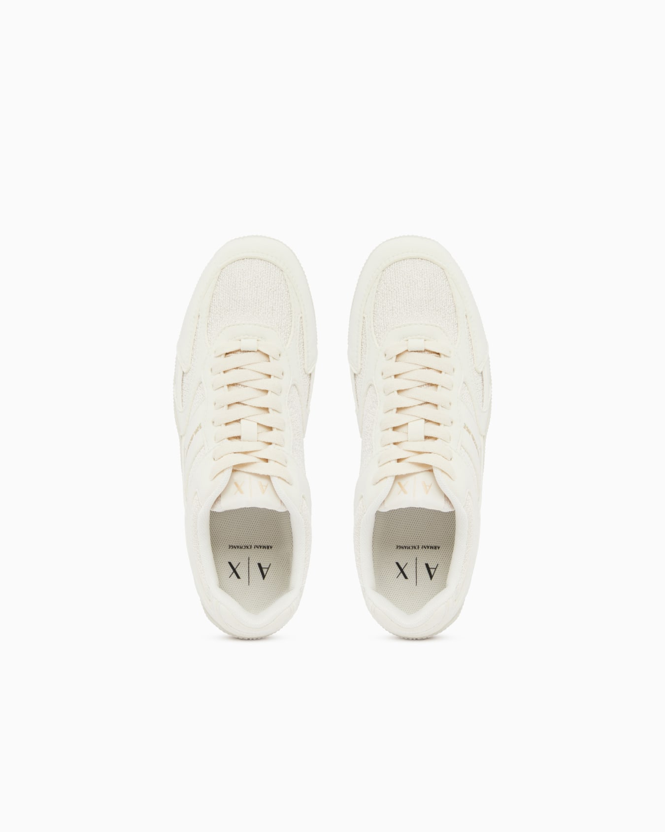Zapatillas bajas de microante y malla con cordones Diapositiva 2