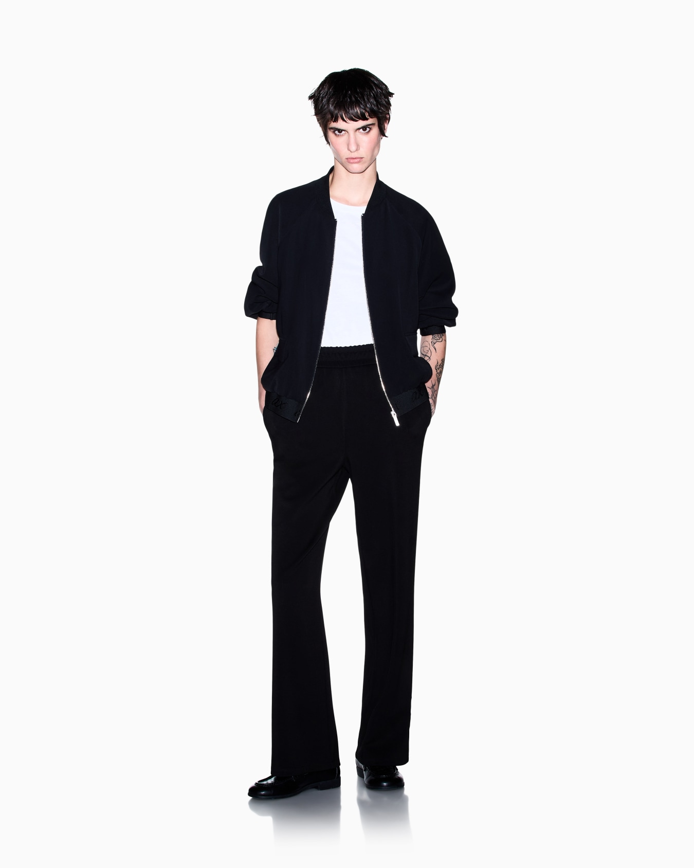 regular t-shirt in cotton jersey Slide 1
