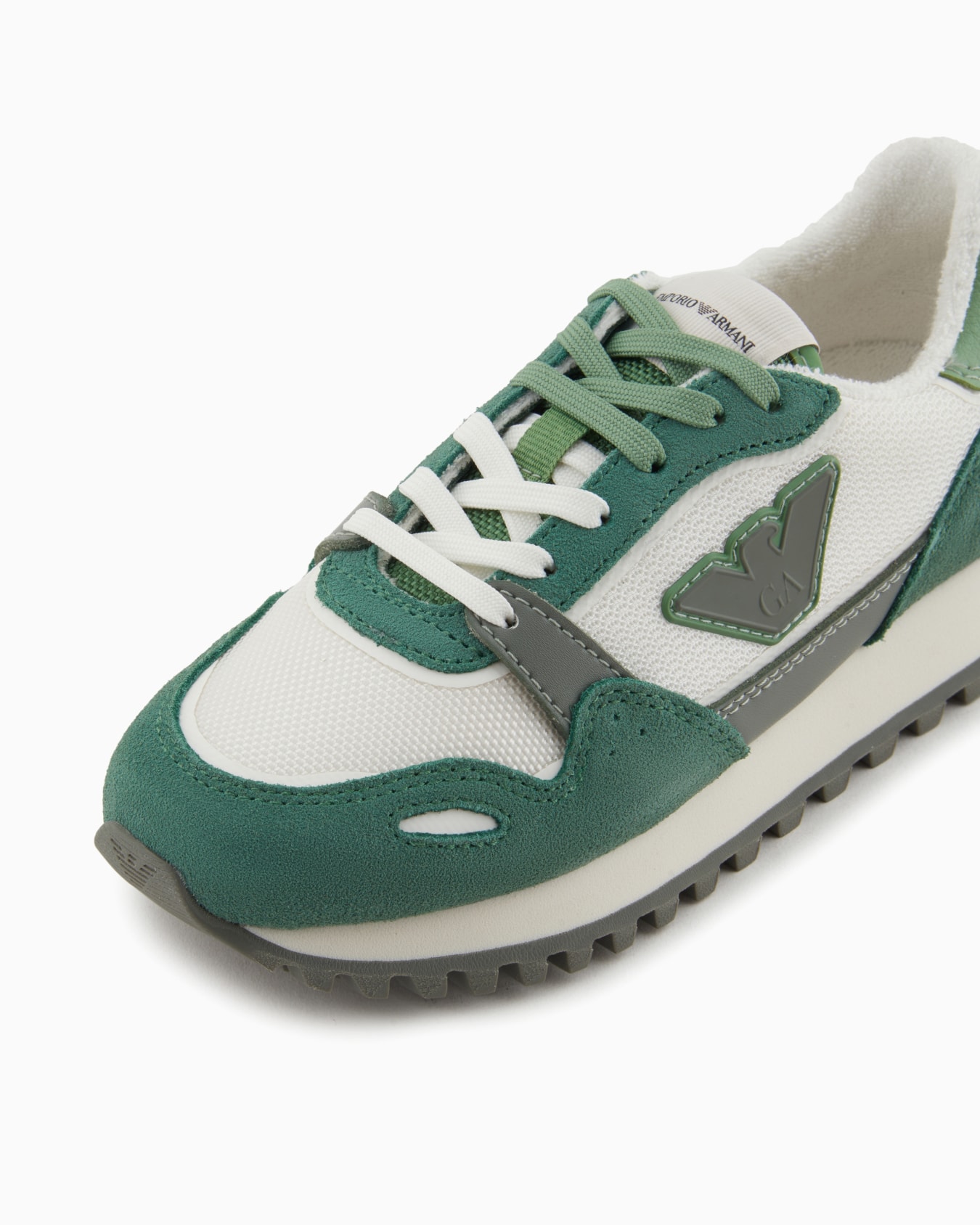 Mesh sneakers with suede details and eagle patch Slide 4