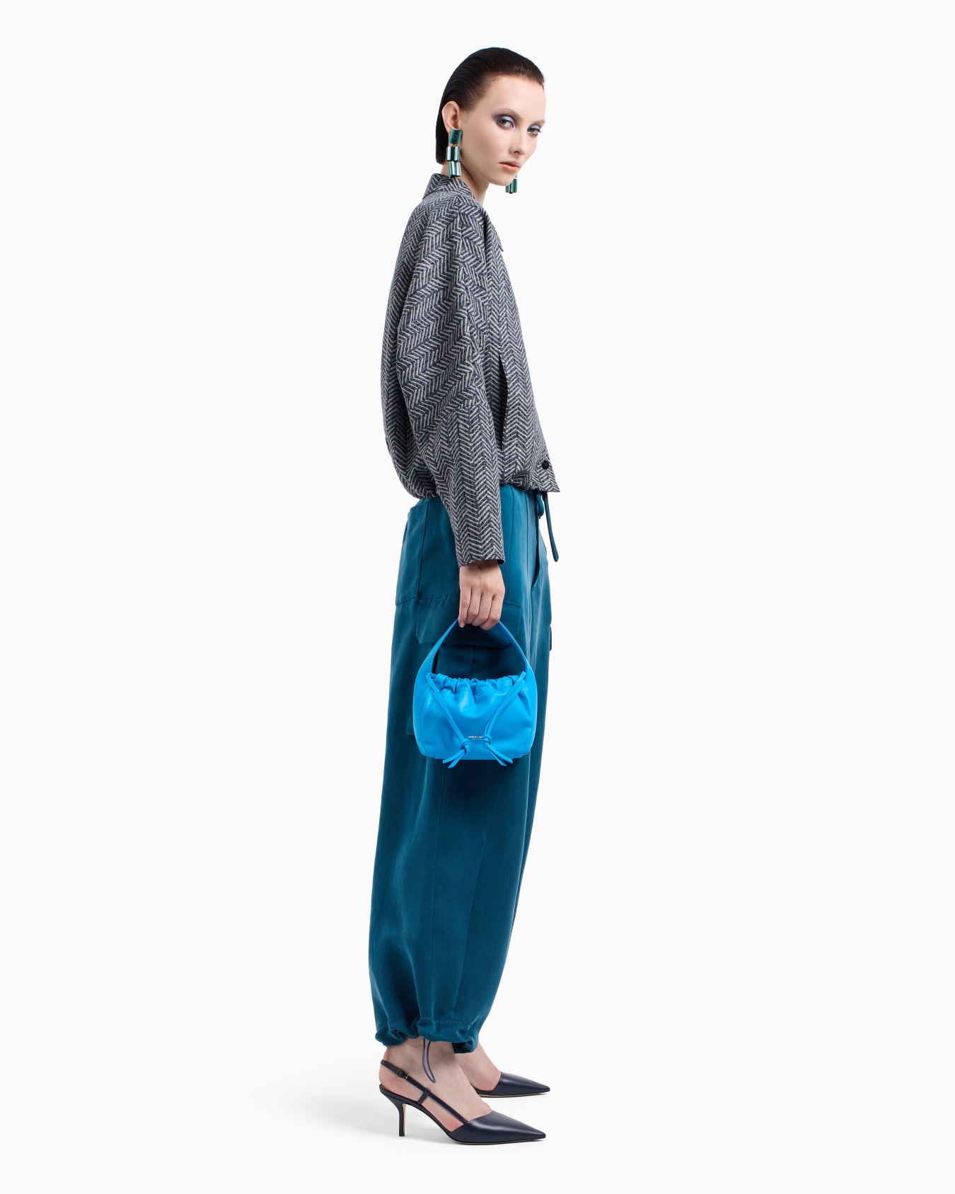 ASV small nappa leather bucket bag Slide 5