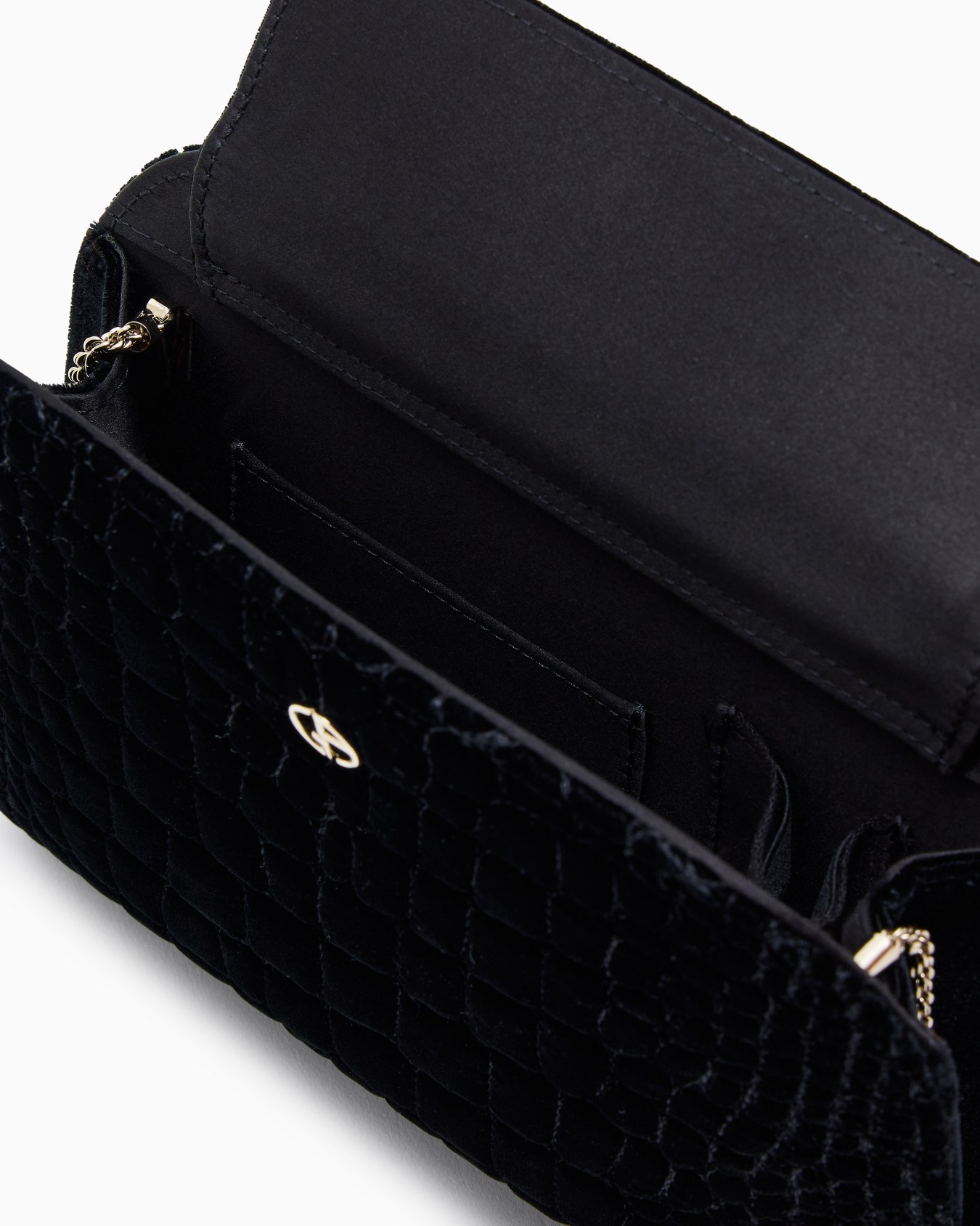 La Prima clutch bag in crocodile-effect quilted velvet Slide 3