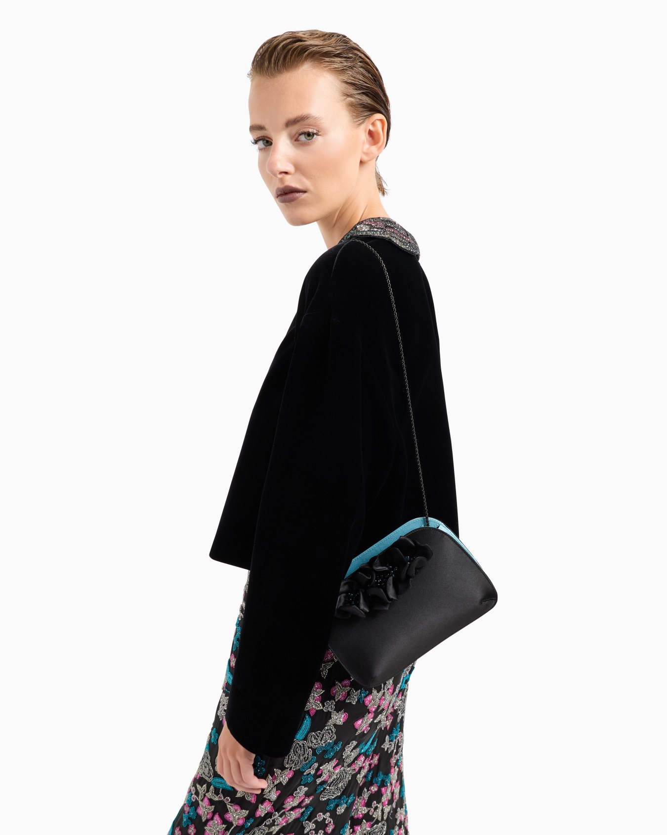 La Prima satin clutch bag with applied flowers Slide 6