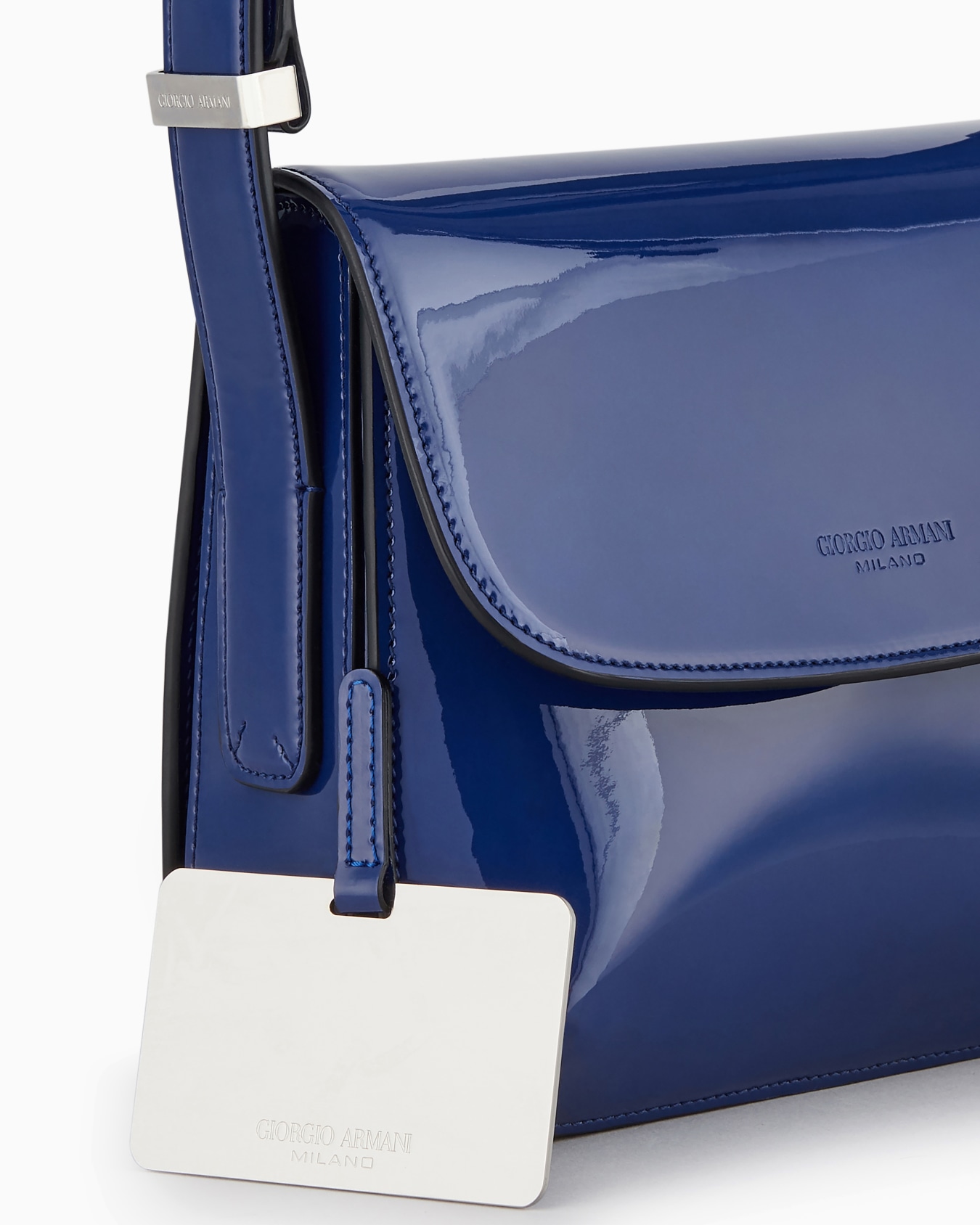 Small la Prima bag in patent leather Slide 4