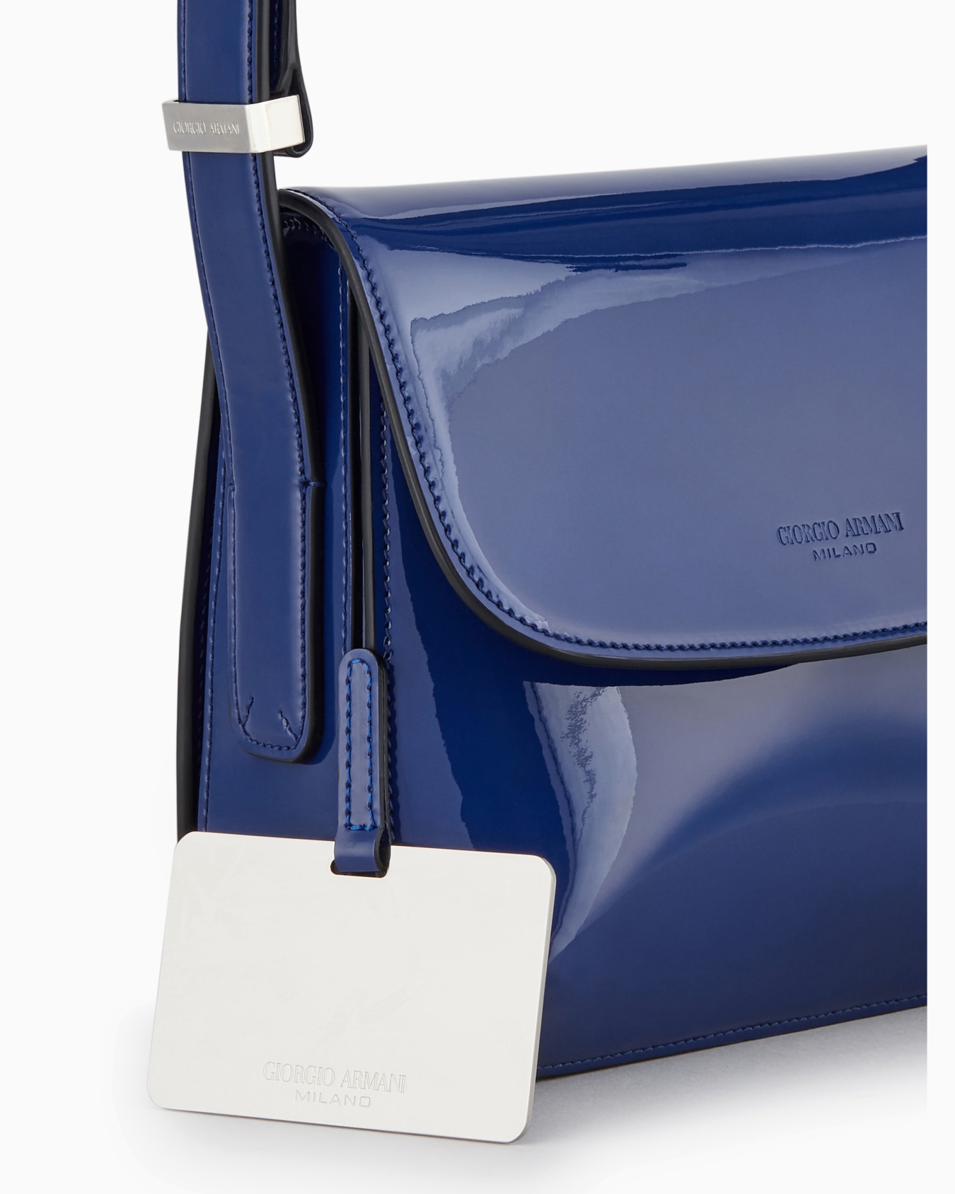 Small la Prima bag in patent leather Slide 4