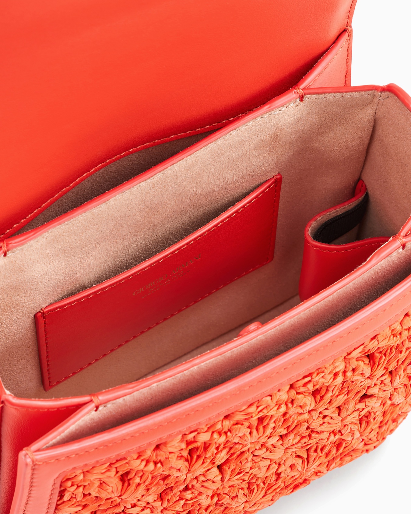 La Prima shoulder bag in plaited raffia and leather Slide 3