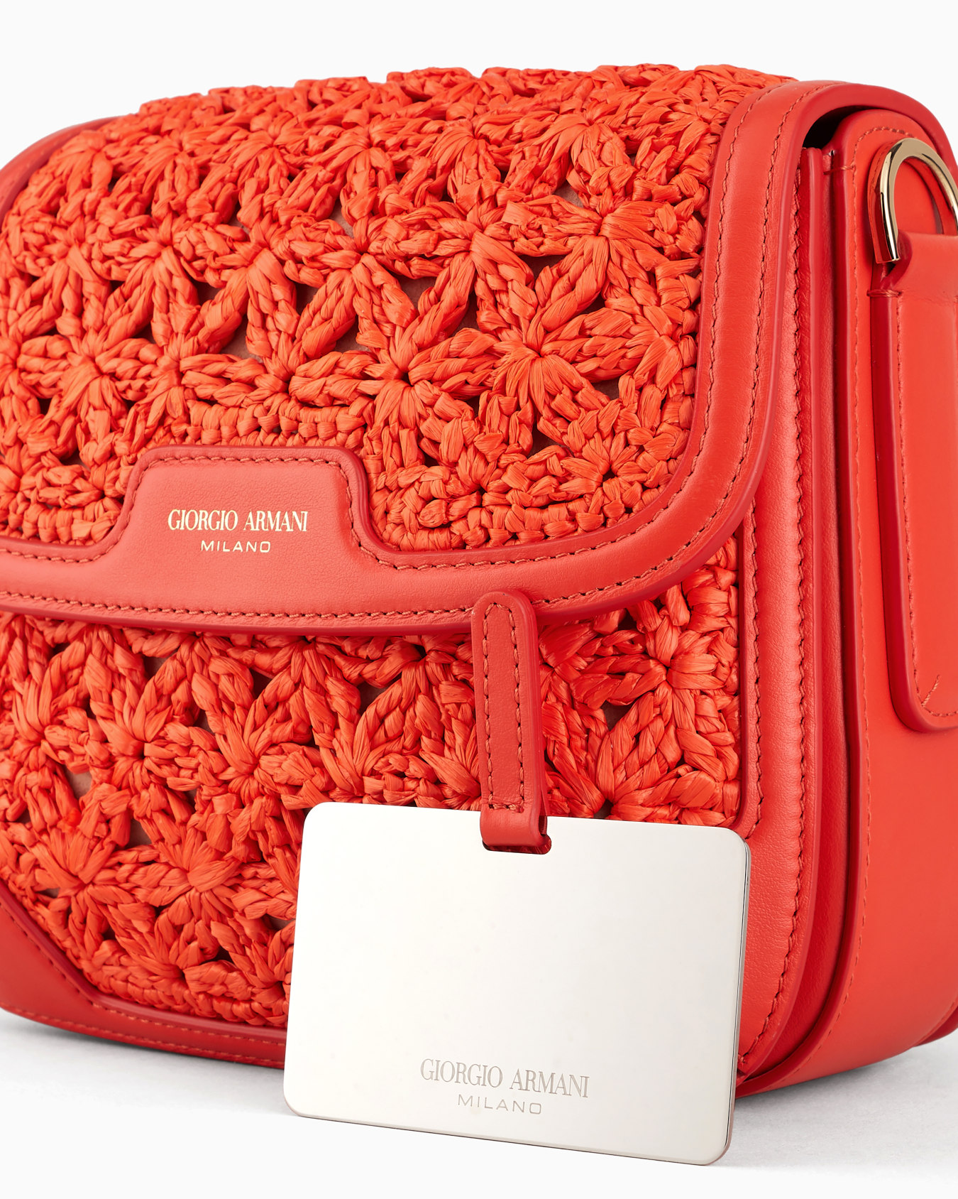 La Prima shoulder bag in plaited raffia and leather Slide 4