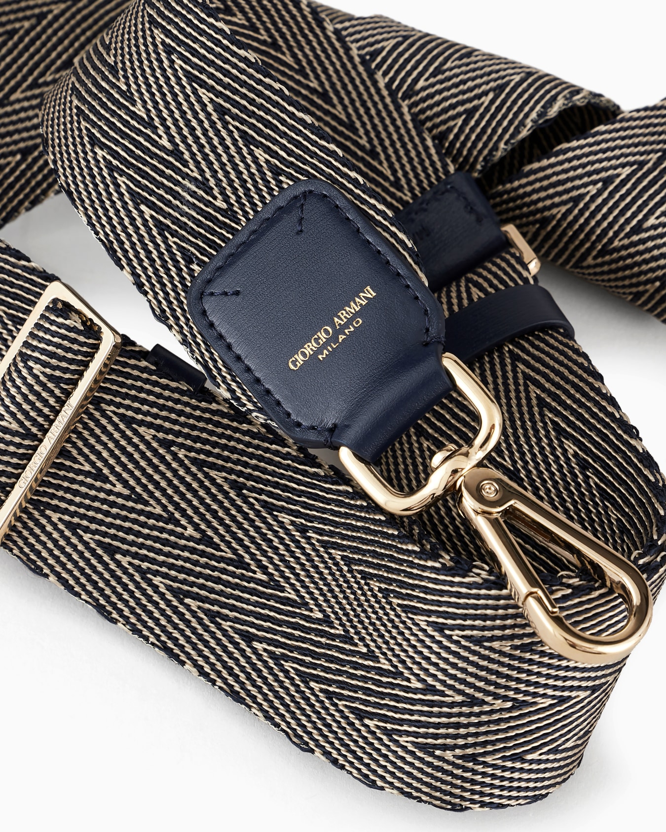 Webbing and leather shoulder strap Slide 1
