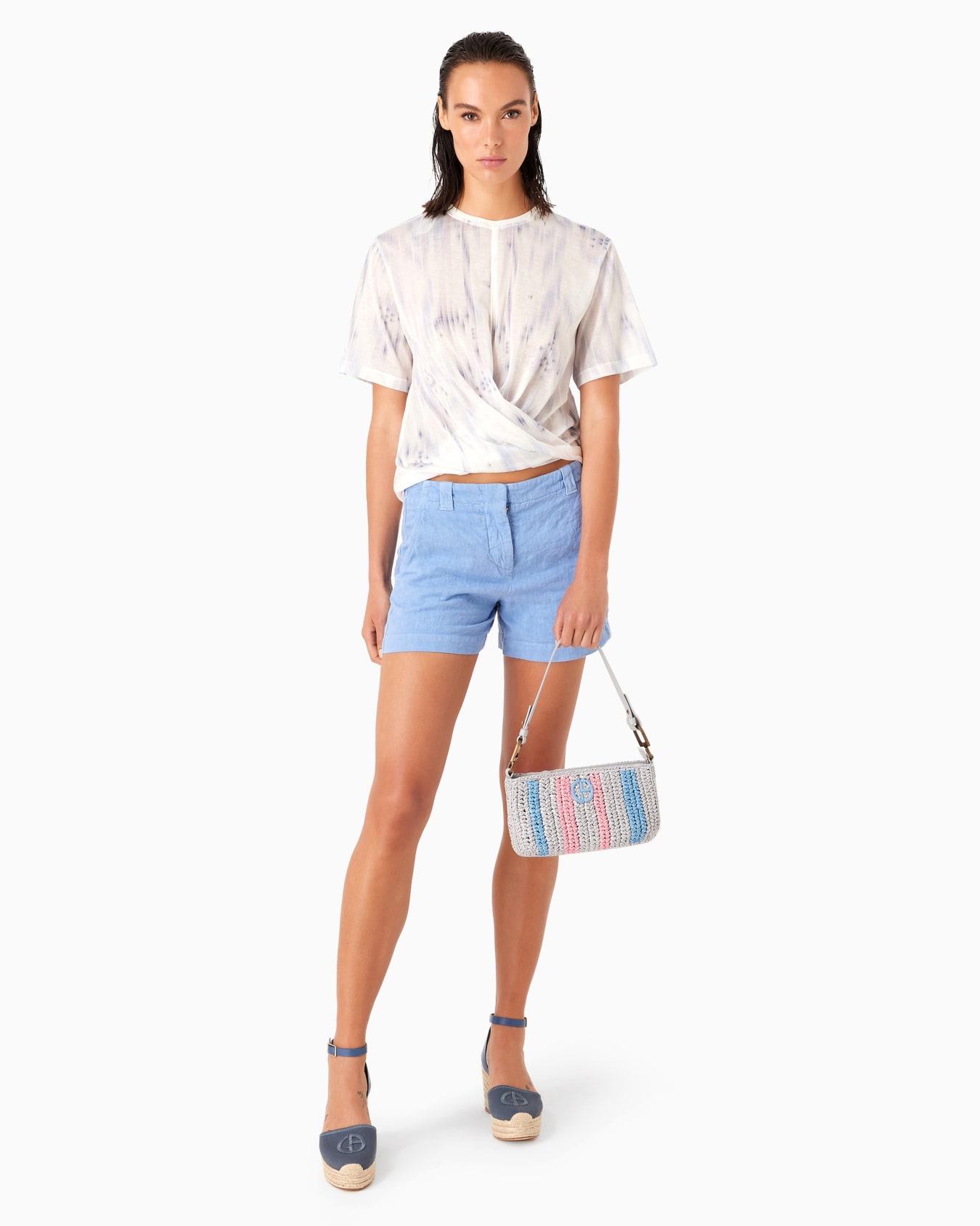 la Prima small shoulder bag in woven raffia Slide 5