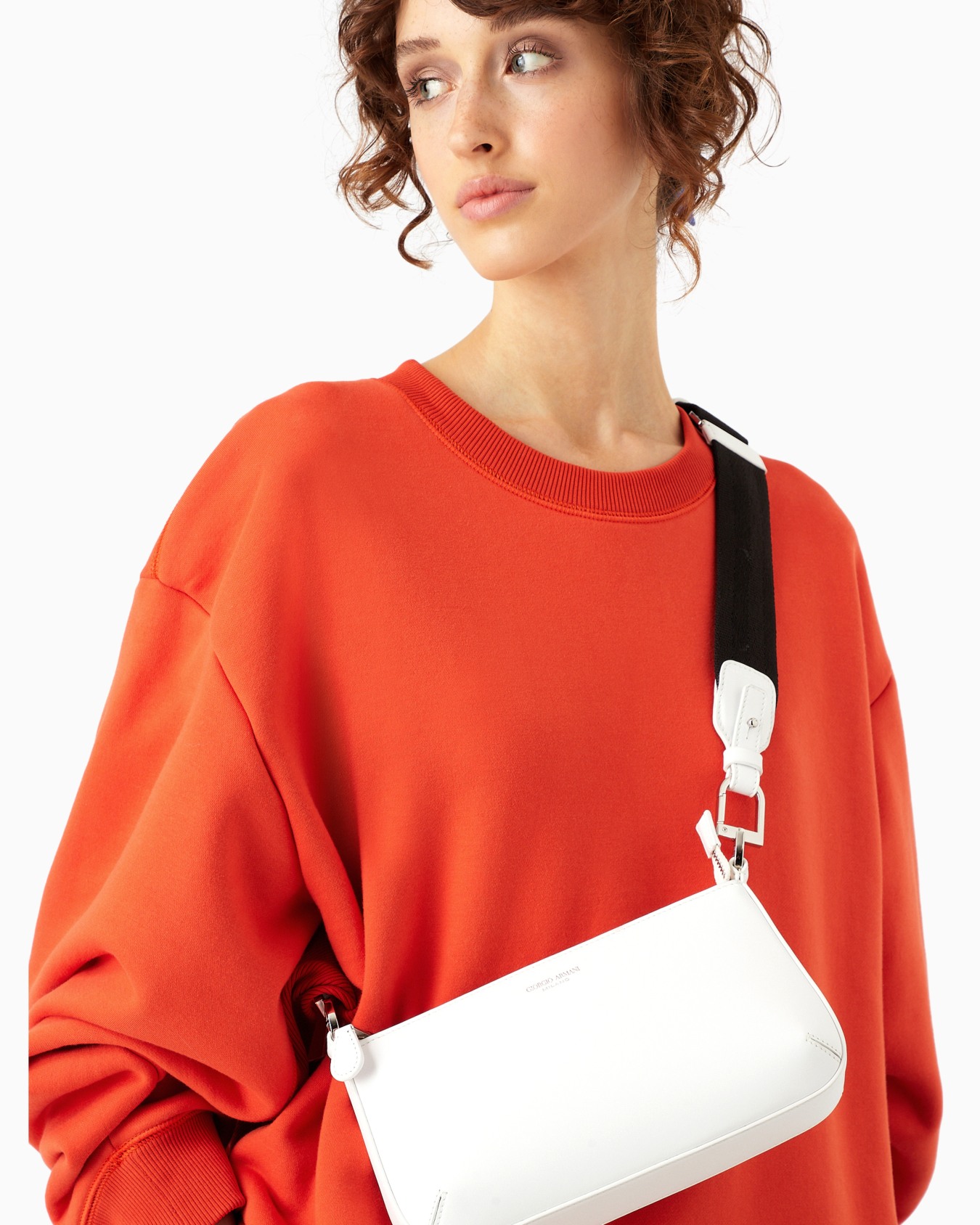 Love Collection genderless medium la Prima leather bag Diapositiva 5