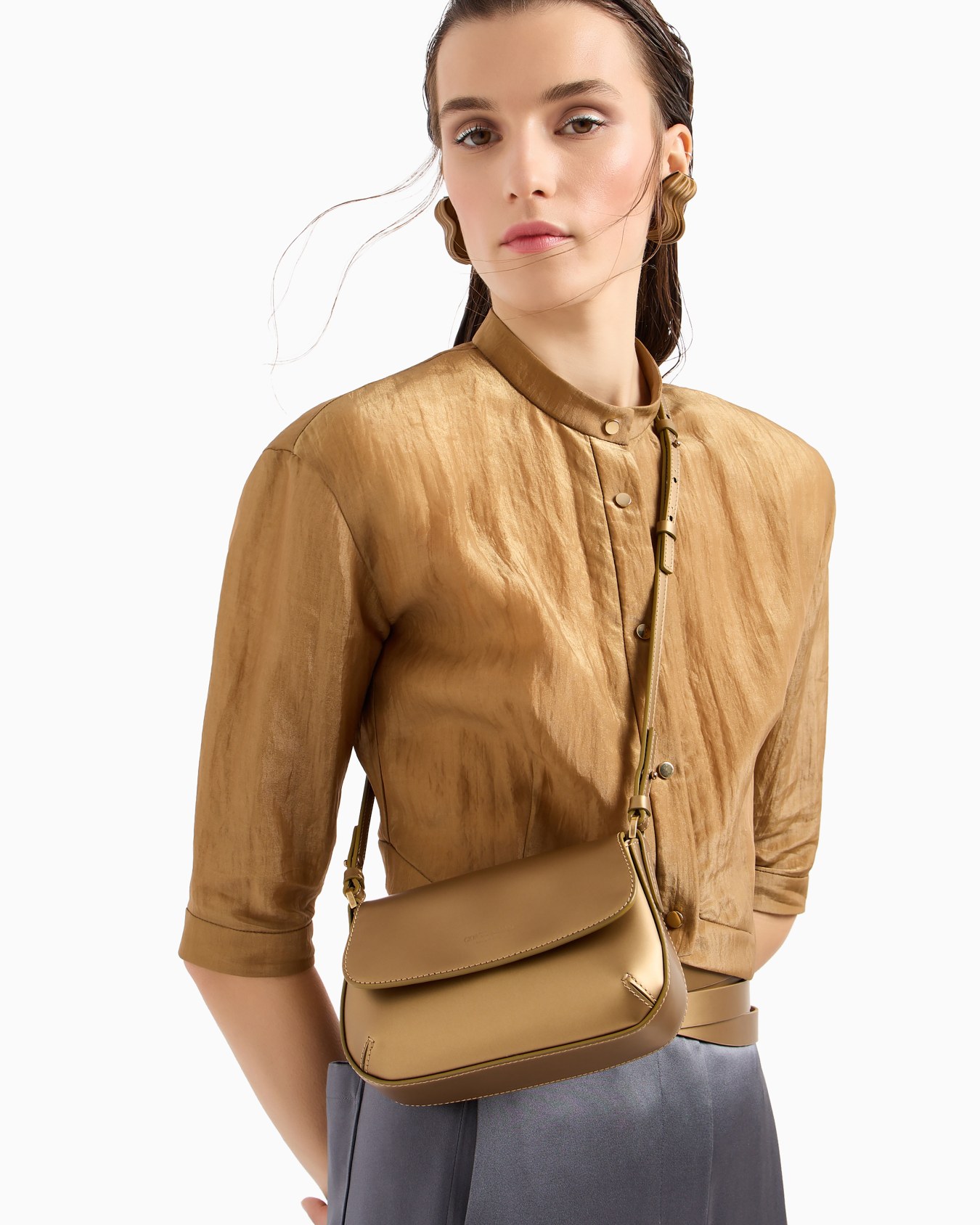 Minibolso de mano la Prima de piel laminada Diapositiva 6