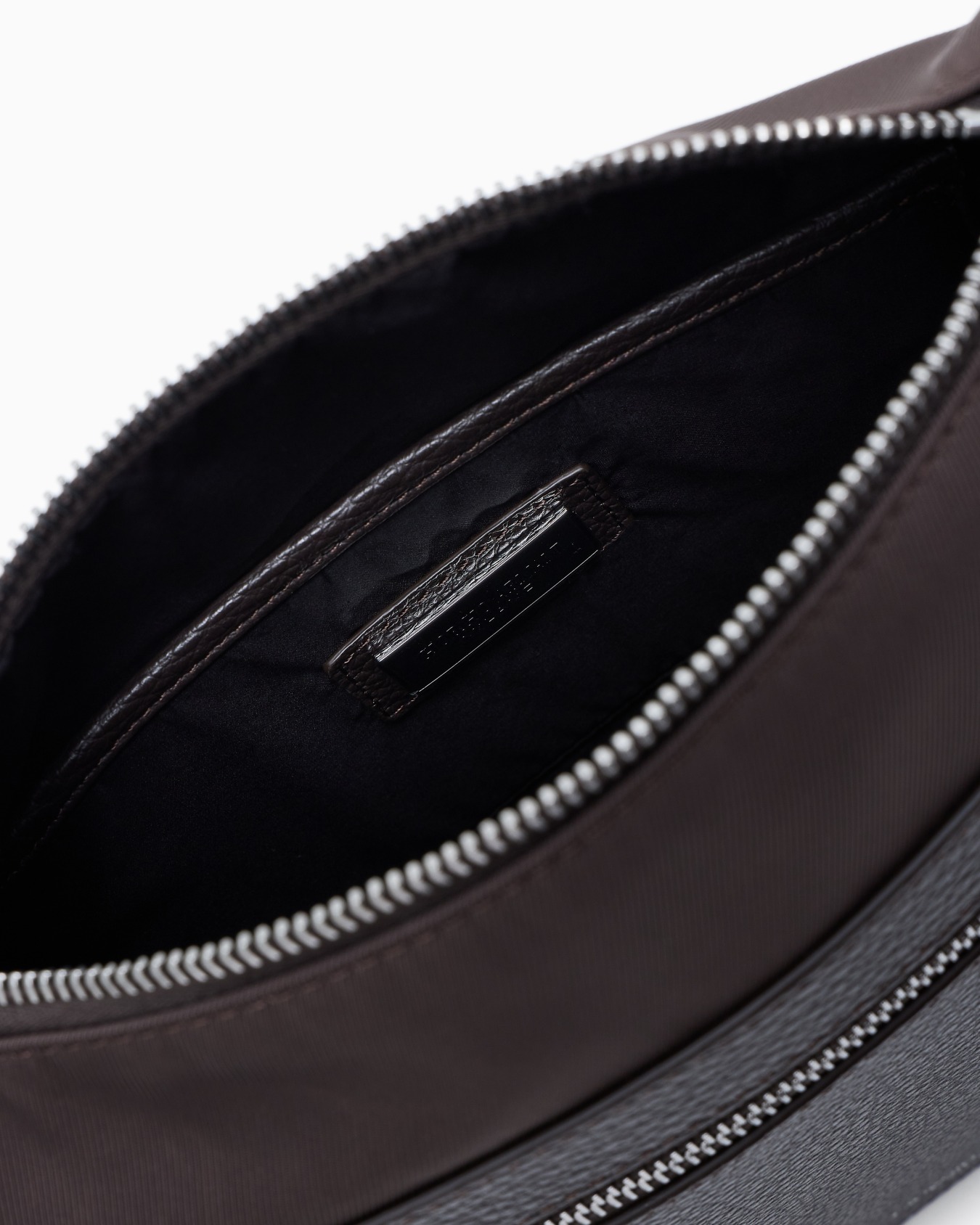 ASV crossbody bag in nylon and pebbled leather Slide 3