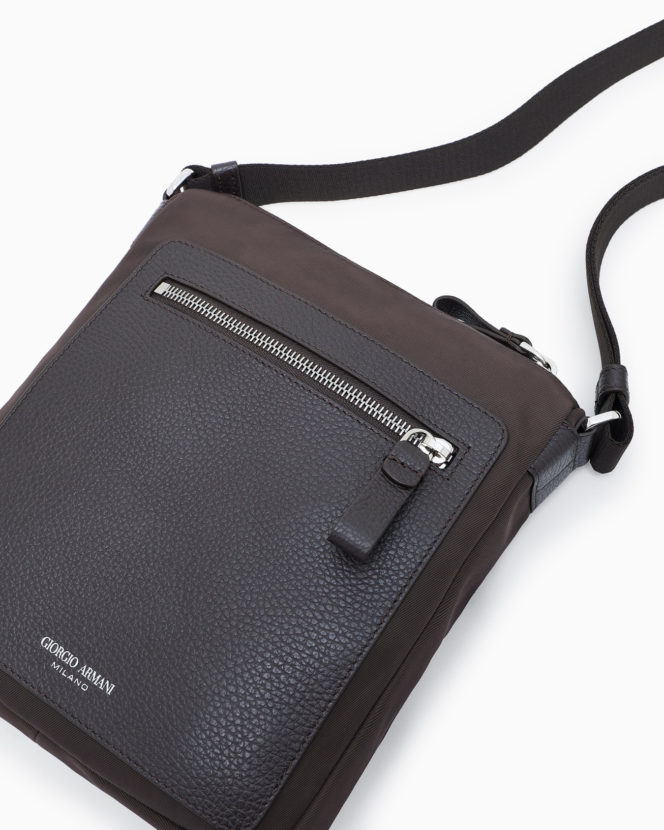 ASV crossbody bag in nylon and pebbled leather Slide 4
