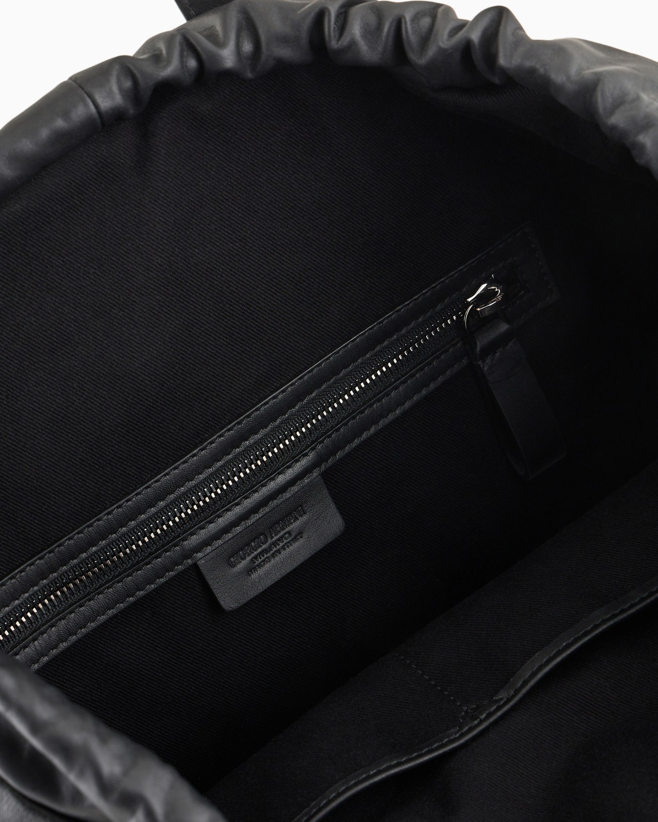 Rucksacktasche aus Nappaleder Folie 3