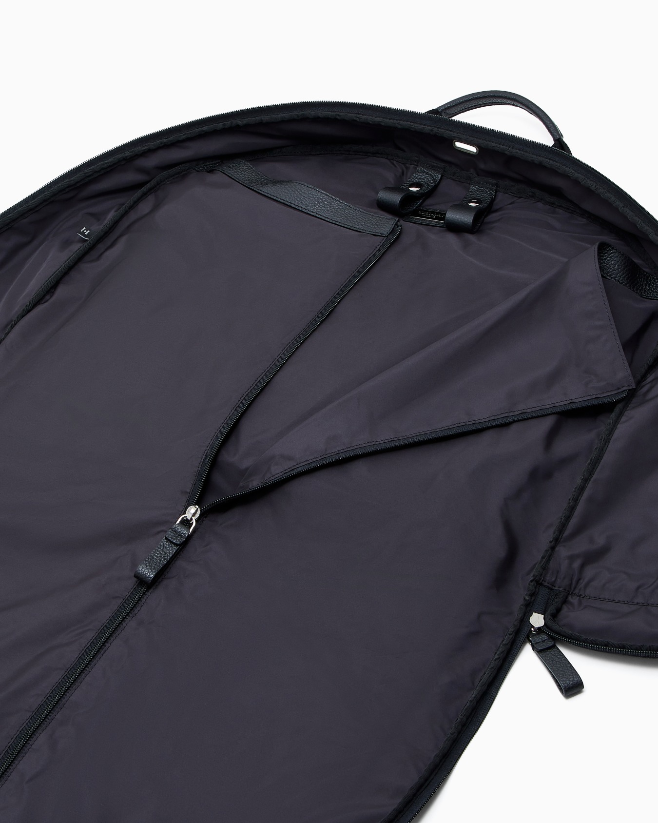Housse pour vêtements en nylon écologique et cuir grainé ASV Diapositive 3