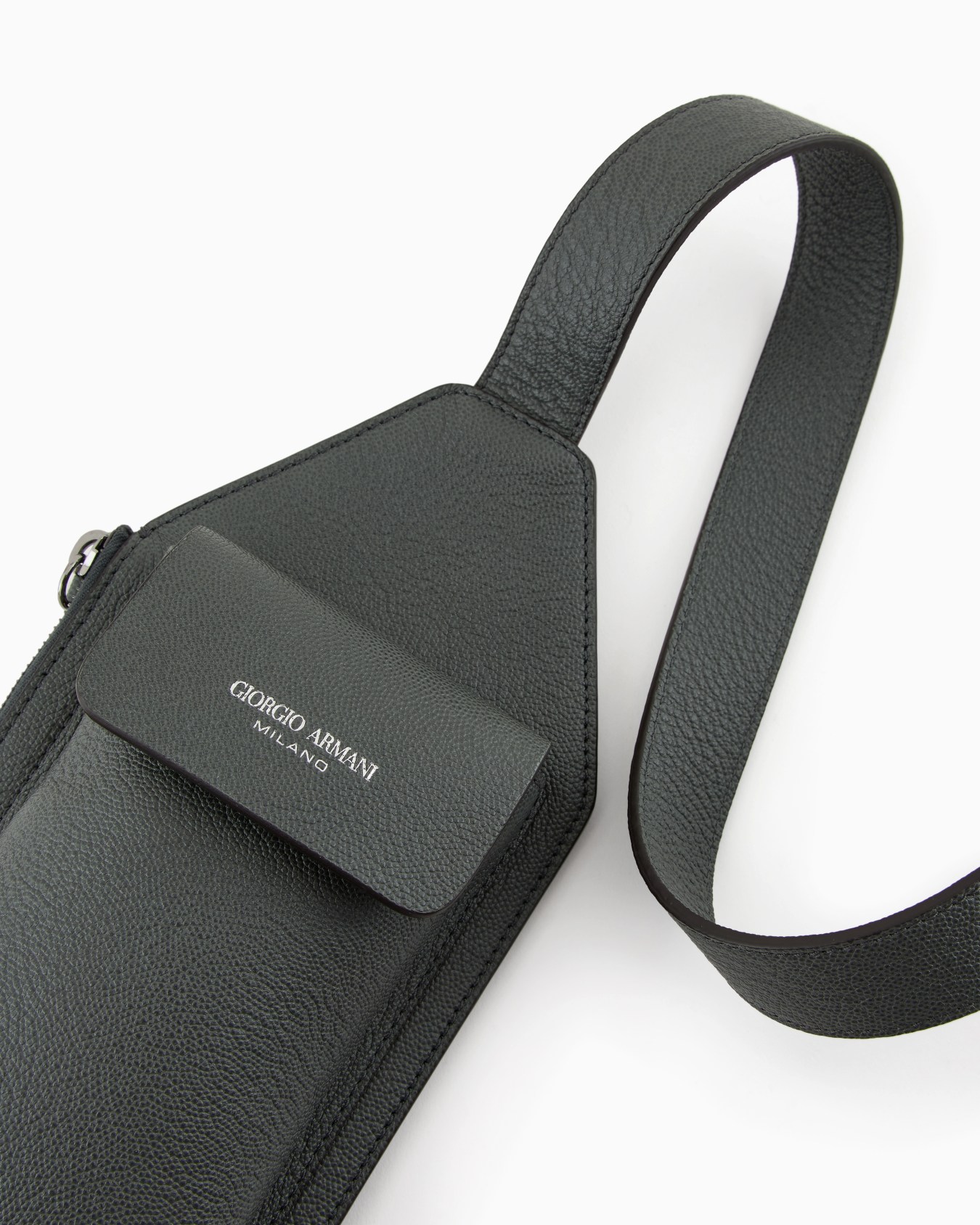 Printed leather smartphone case Slide 4