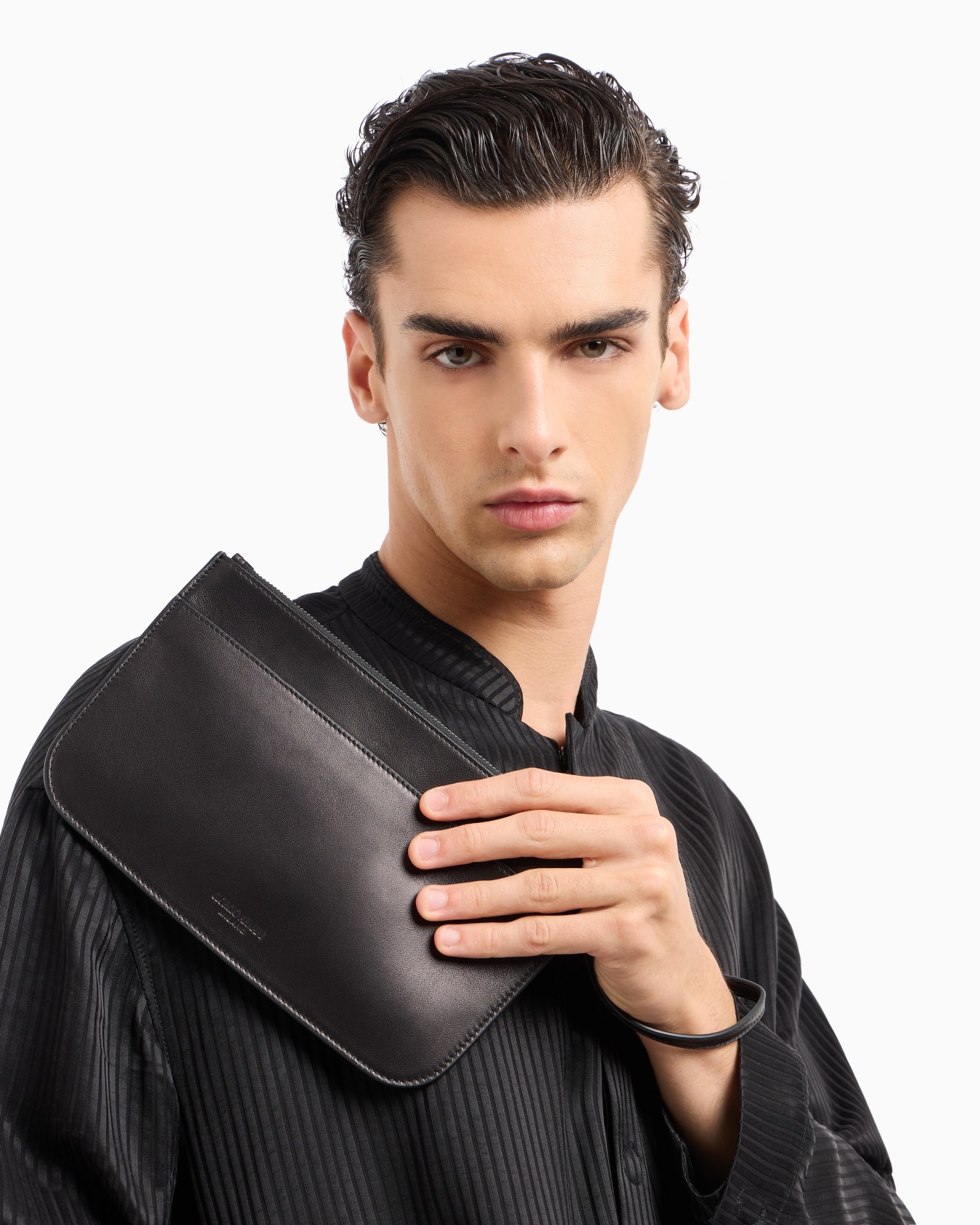 Nappa leather clutch bag Slide 5