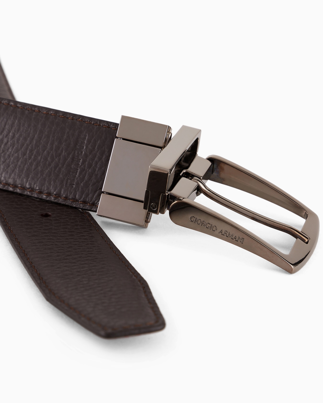 Reversible leather belt Slide 1