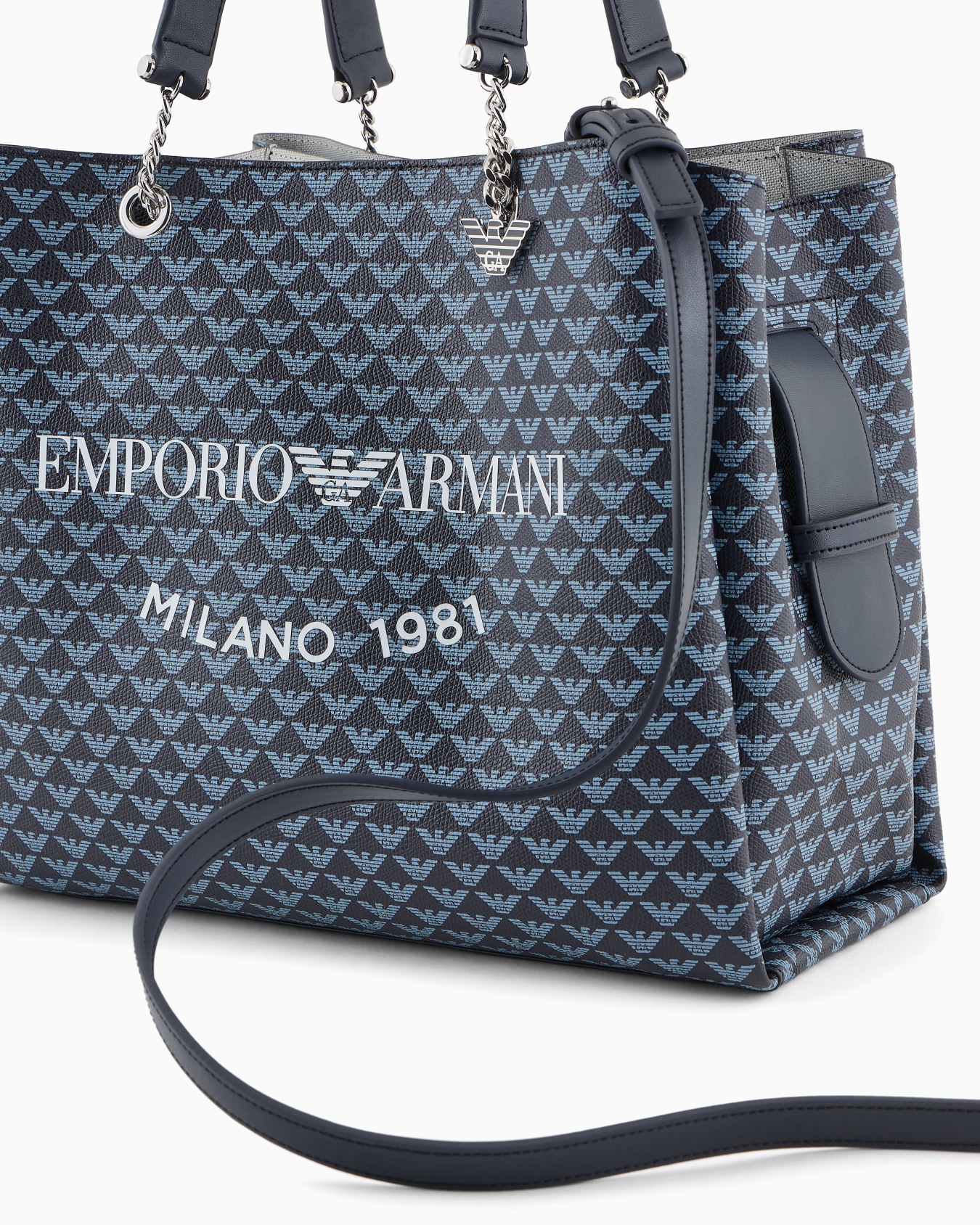 All-over eagle shopper bag with eagle charm Slide 4