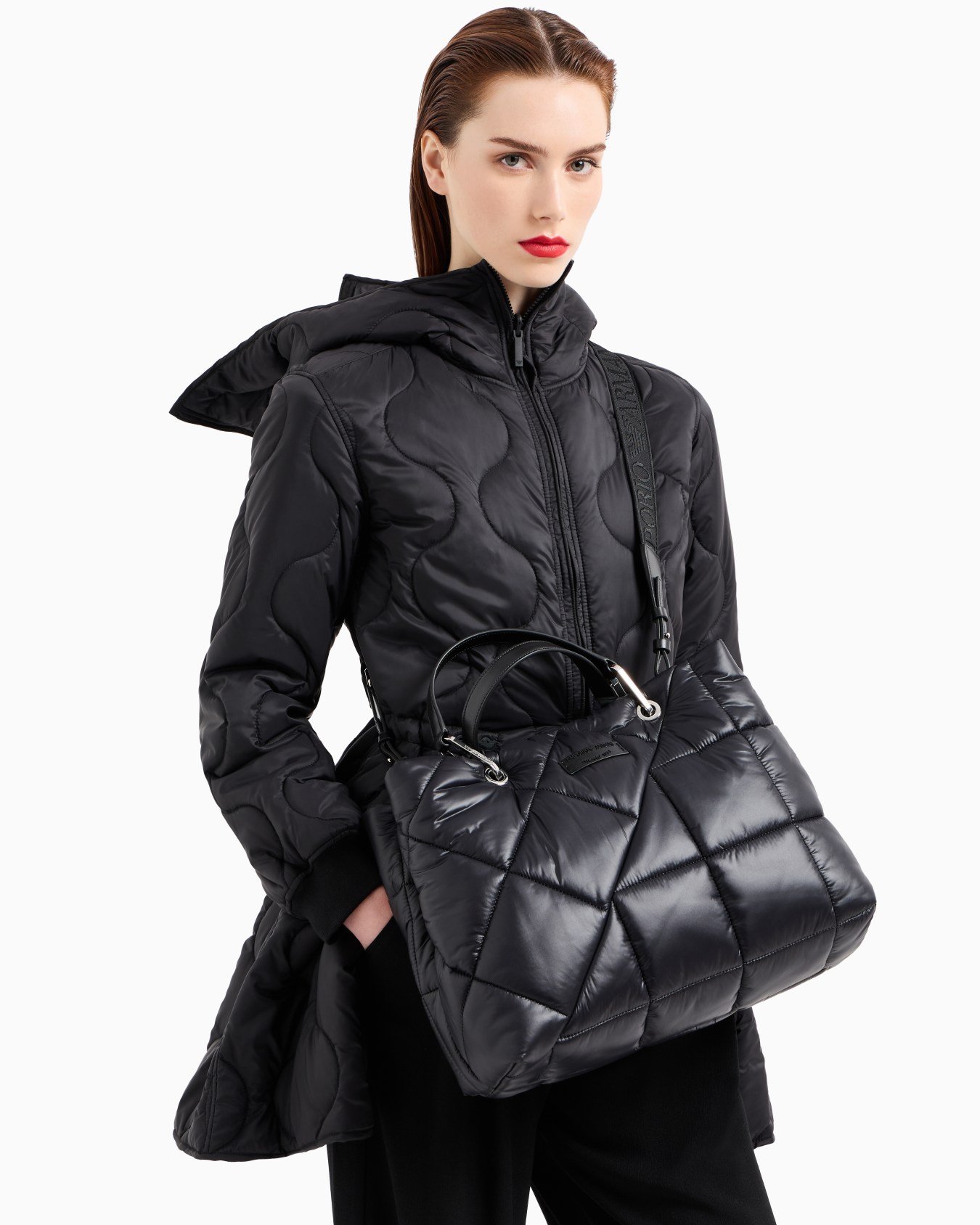 Medium MyEA shopper bag in quilted nylon Slide 7
