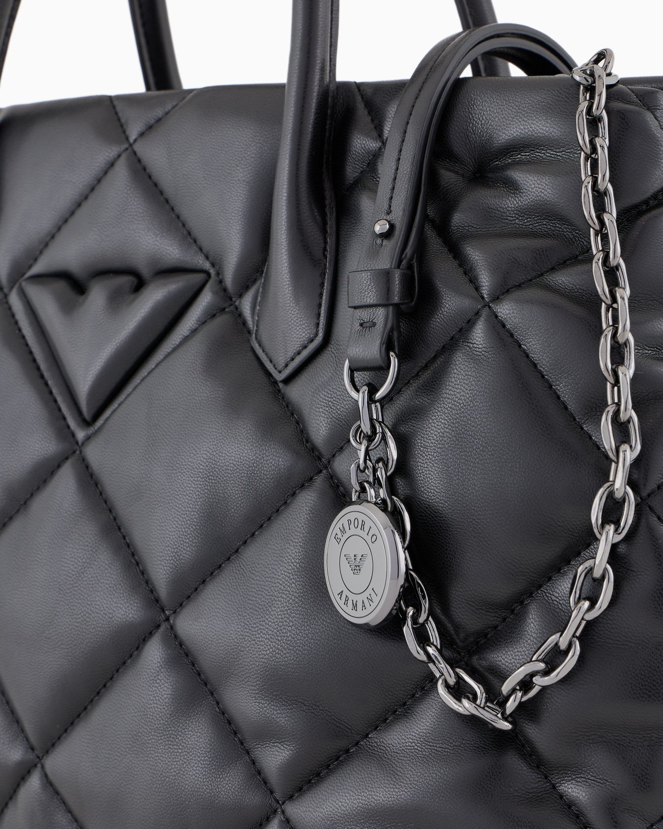 Große Handtasche in gesteppter Nappa-Optik Folie 4