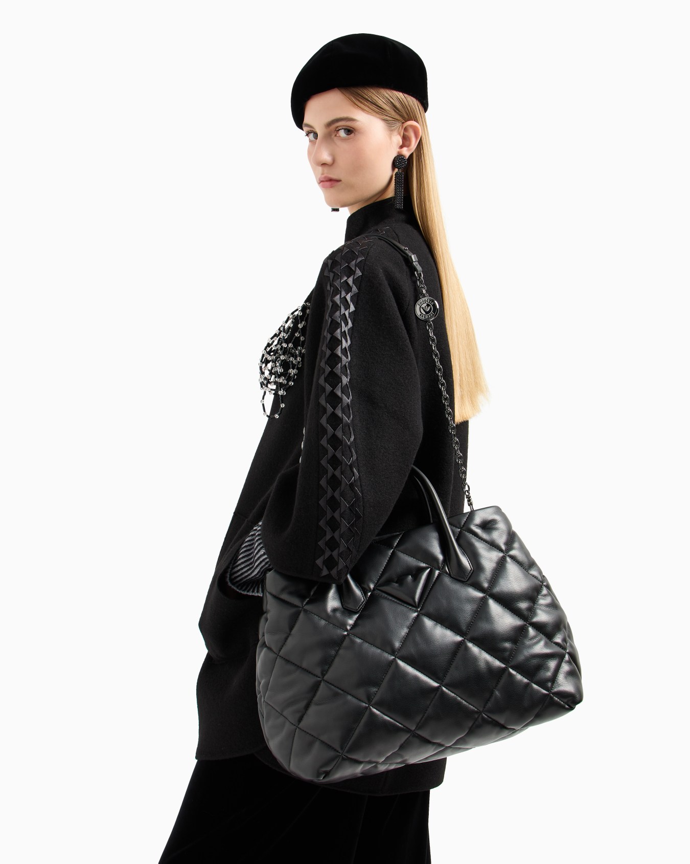 Große Handtasche in gesteppter Nappa-Optik Folie 6